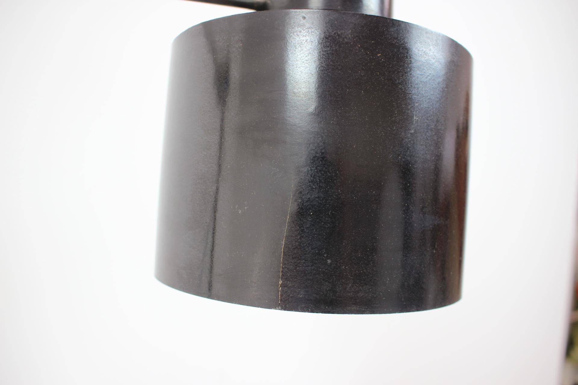 Adjustable Black Bakelite Industrial Table Lamp / Czechoslovakia, 1970s For Sale 3