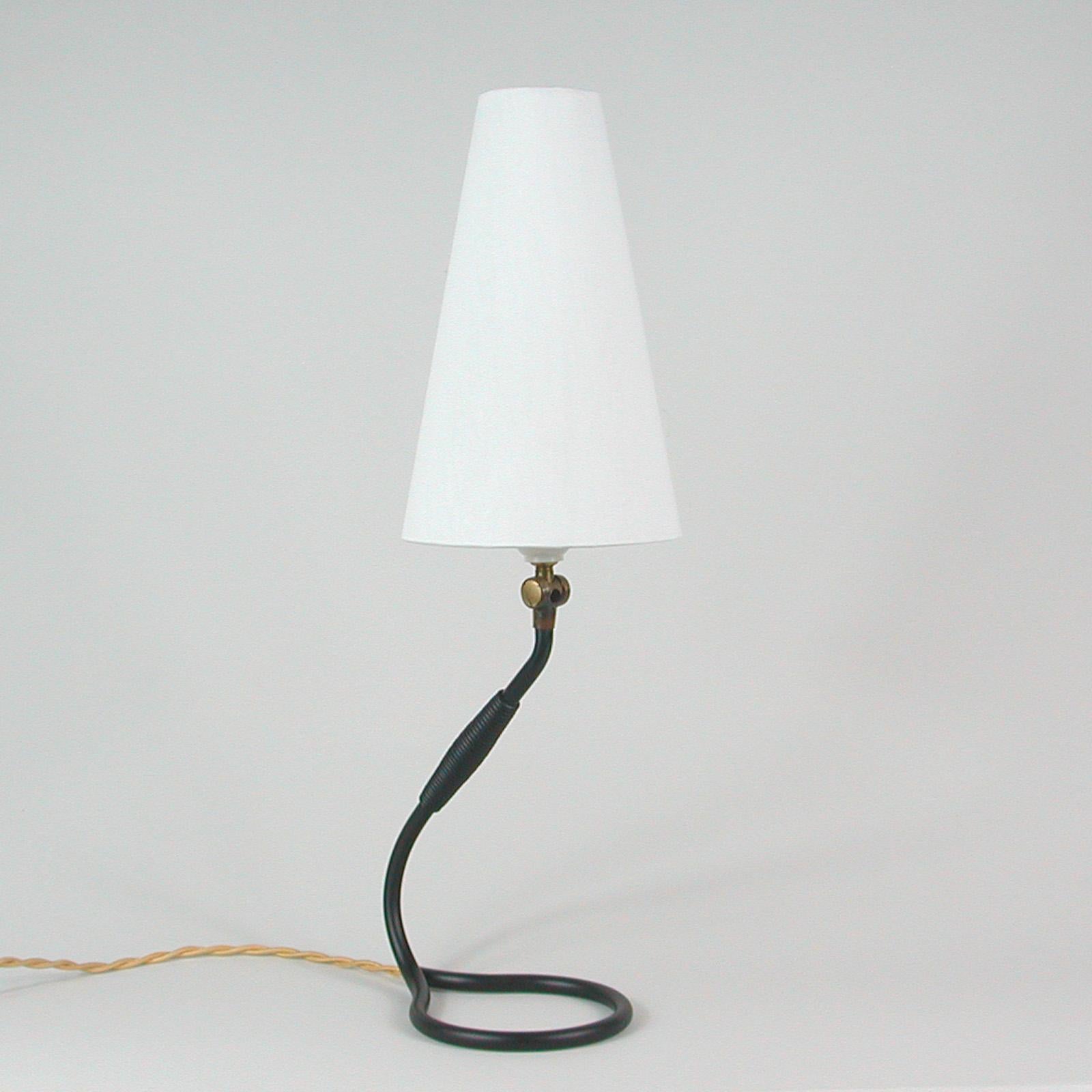 Adjustable Black Brass and Bakelite Wall or Table Lamp 306 by Kaare Klint, 1950s For Sale 5