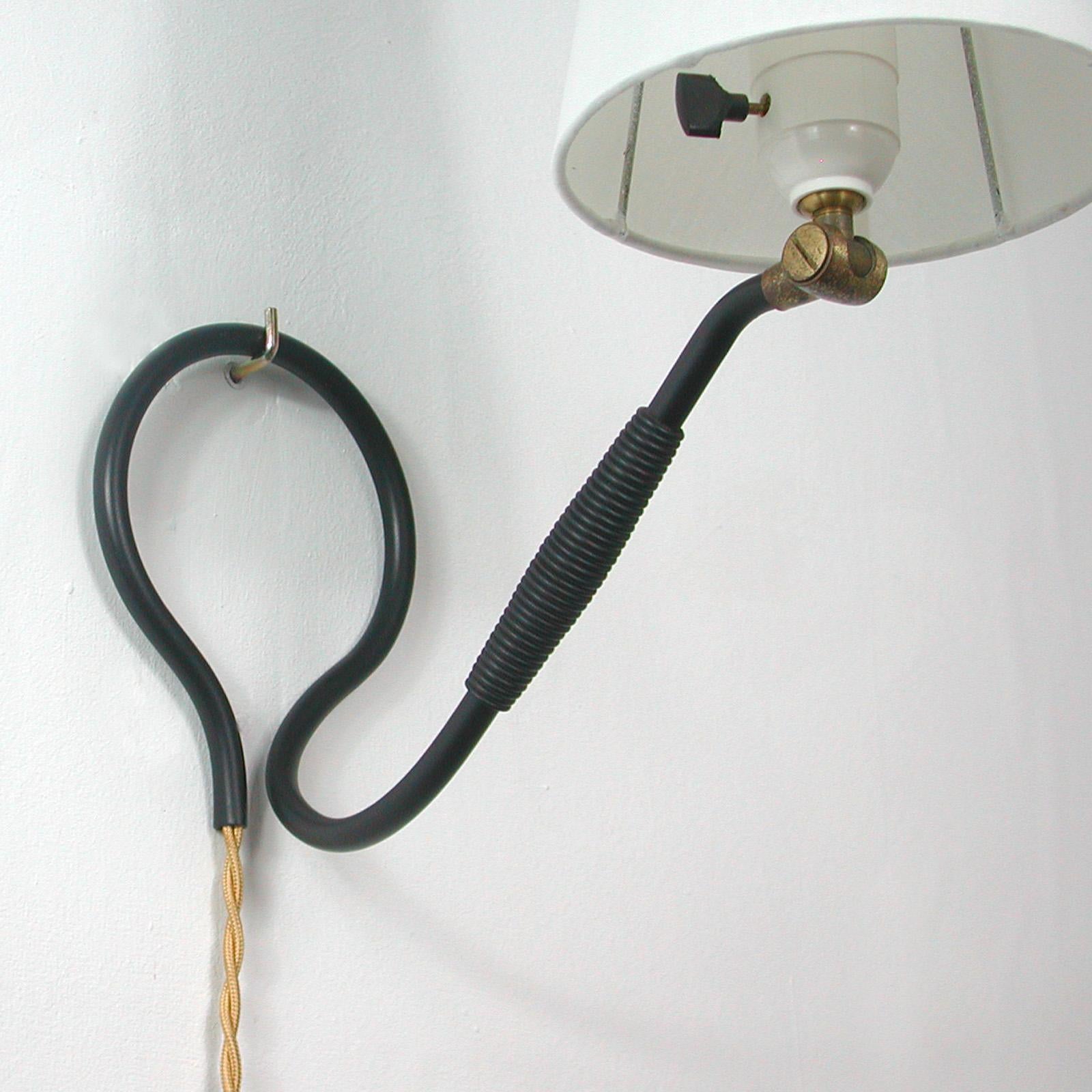 Mid-20th Century Adjustable Black Brass and Bakelite Wall or Table Lamp 306 by Kaare Klint, 1950s For Sale