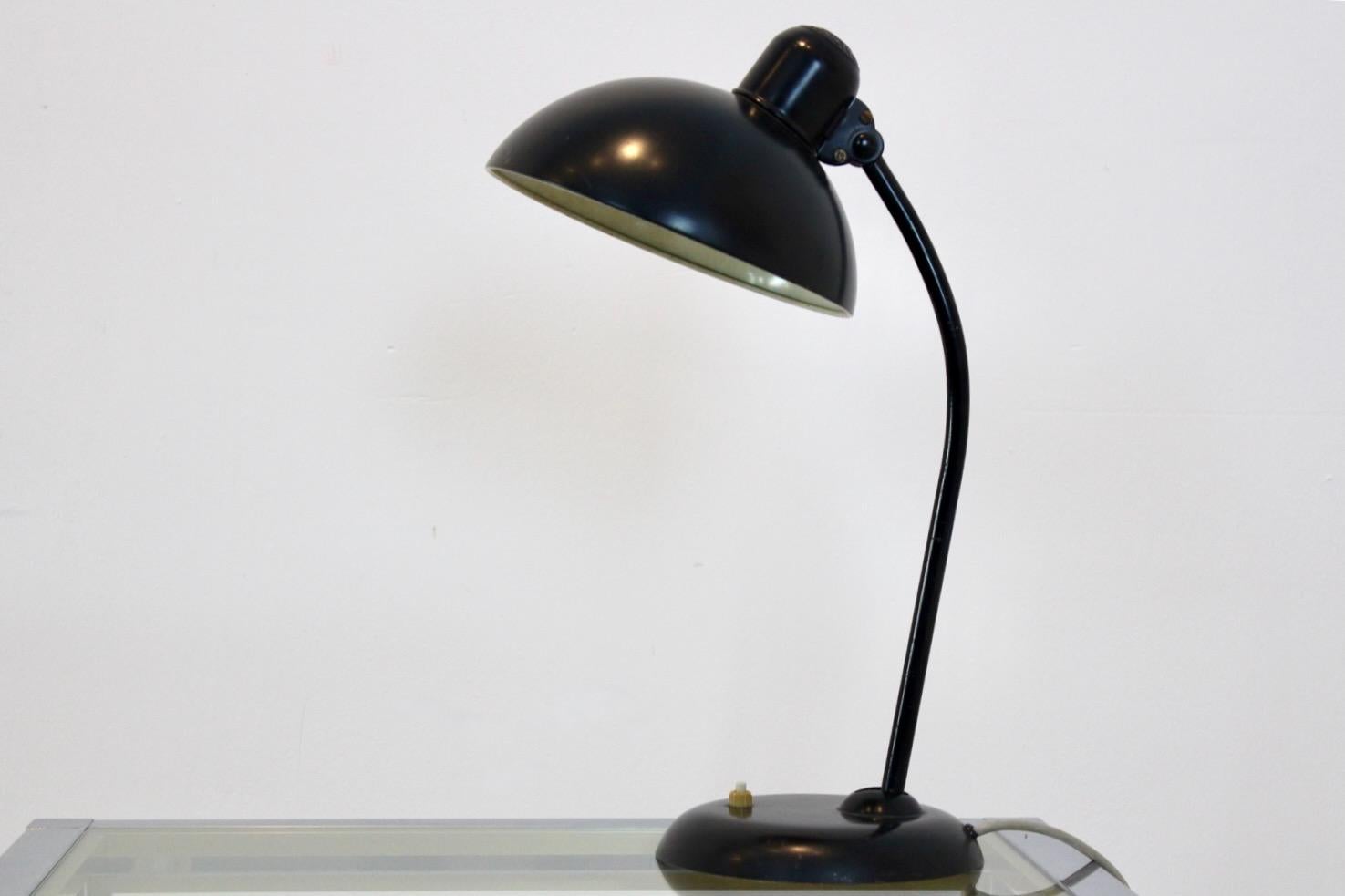 Lámpara de mesa negra regulable de Christian Dell para Kaiser Idell, Alemania Años 30 1