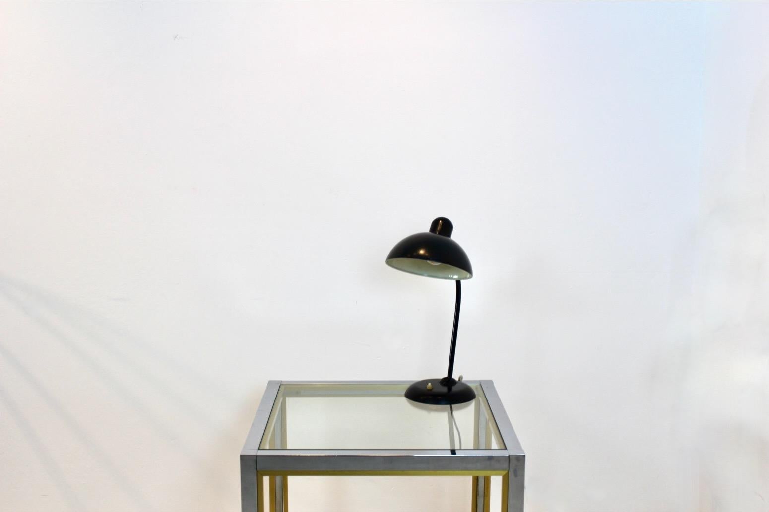 Lámpara de mesa negra regulable de Christian Dell para Kaiser Idell, Alemania Años 30 2
