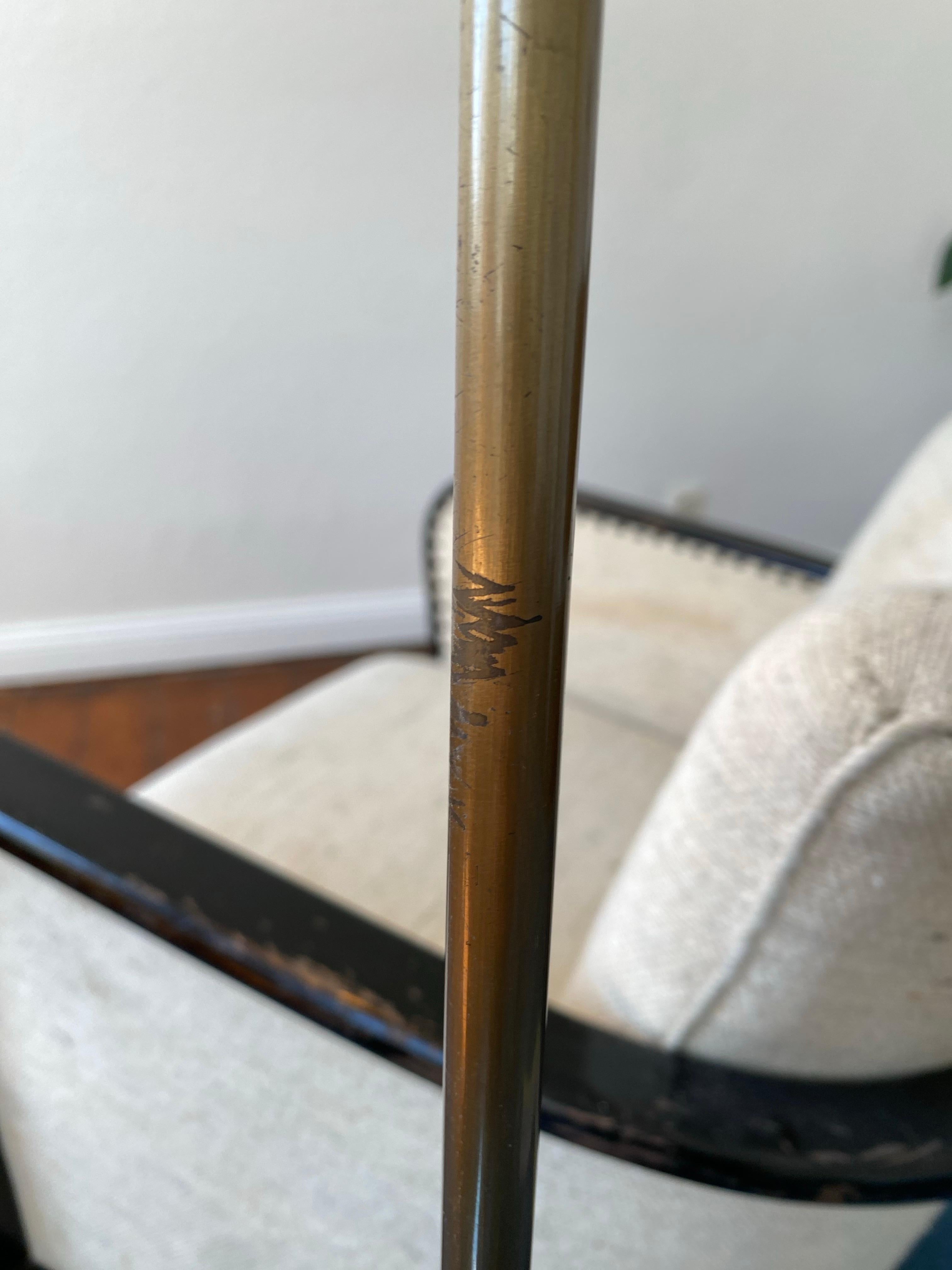 Lampadaire de lecture réglable en laiton Cervantes de Florian Schulz, années 1970 en vente 4