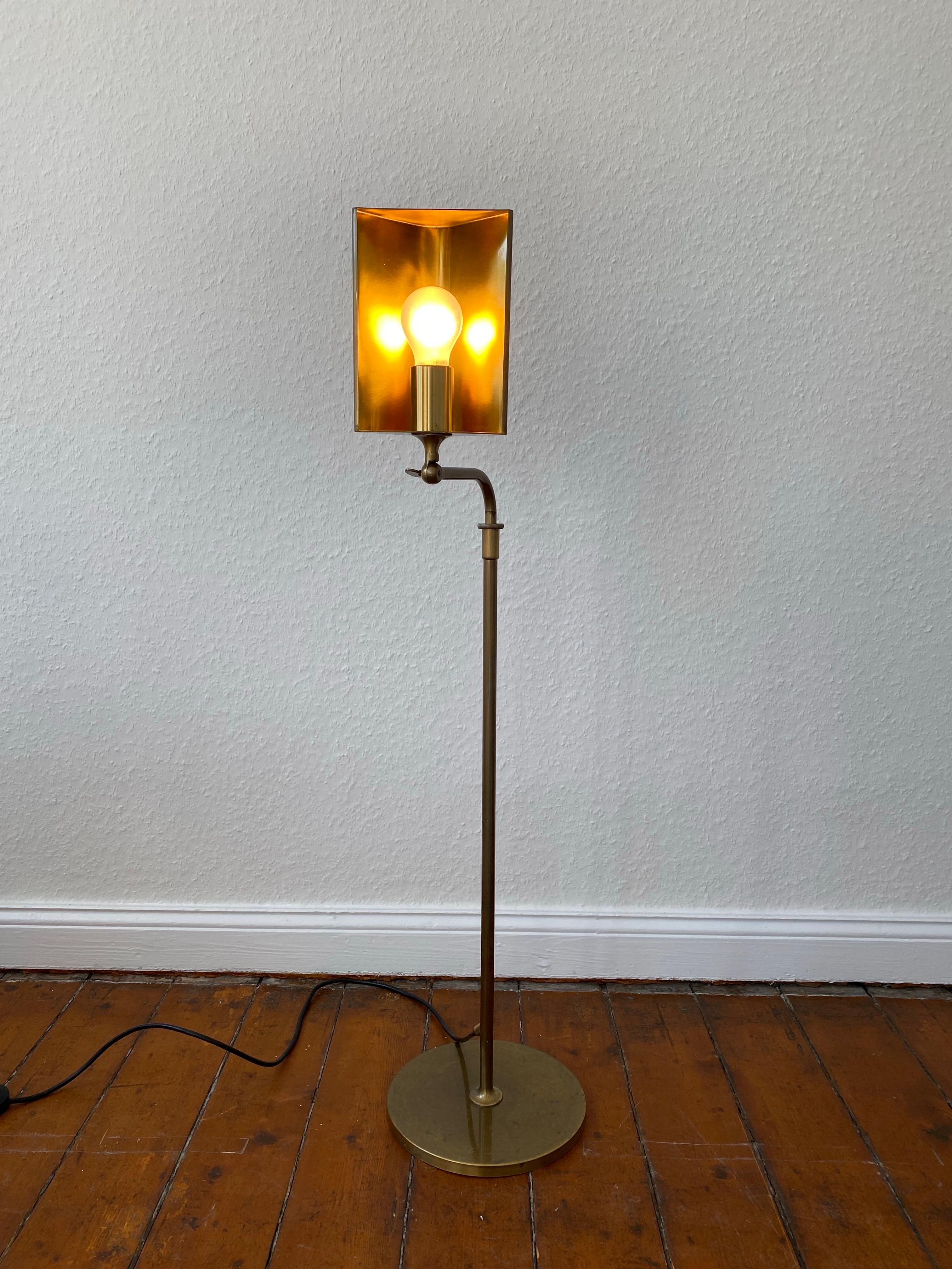 Fin du 20e siècle Lampadaire de lecture réglable en laiton Cervantes de Florian Schulz, années 1970 en vente