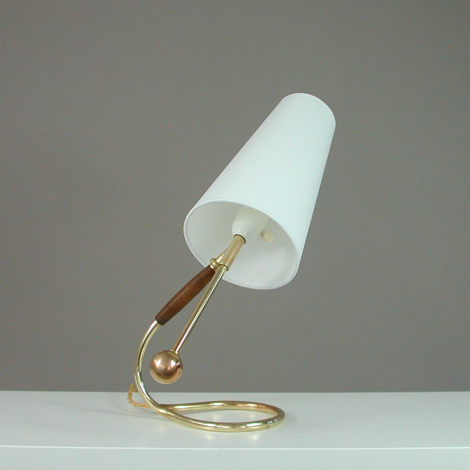 Adjustable Brass and Bakelite Wall and Table Lamp 306 by Kaare Klint, 1950s 10