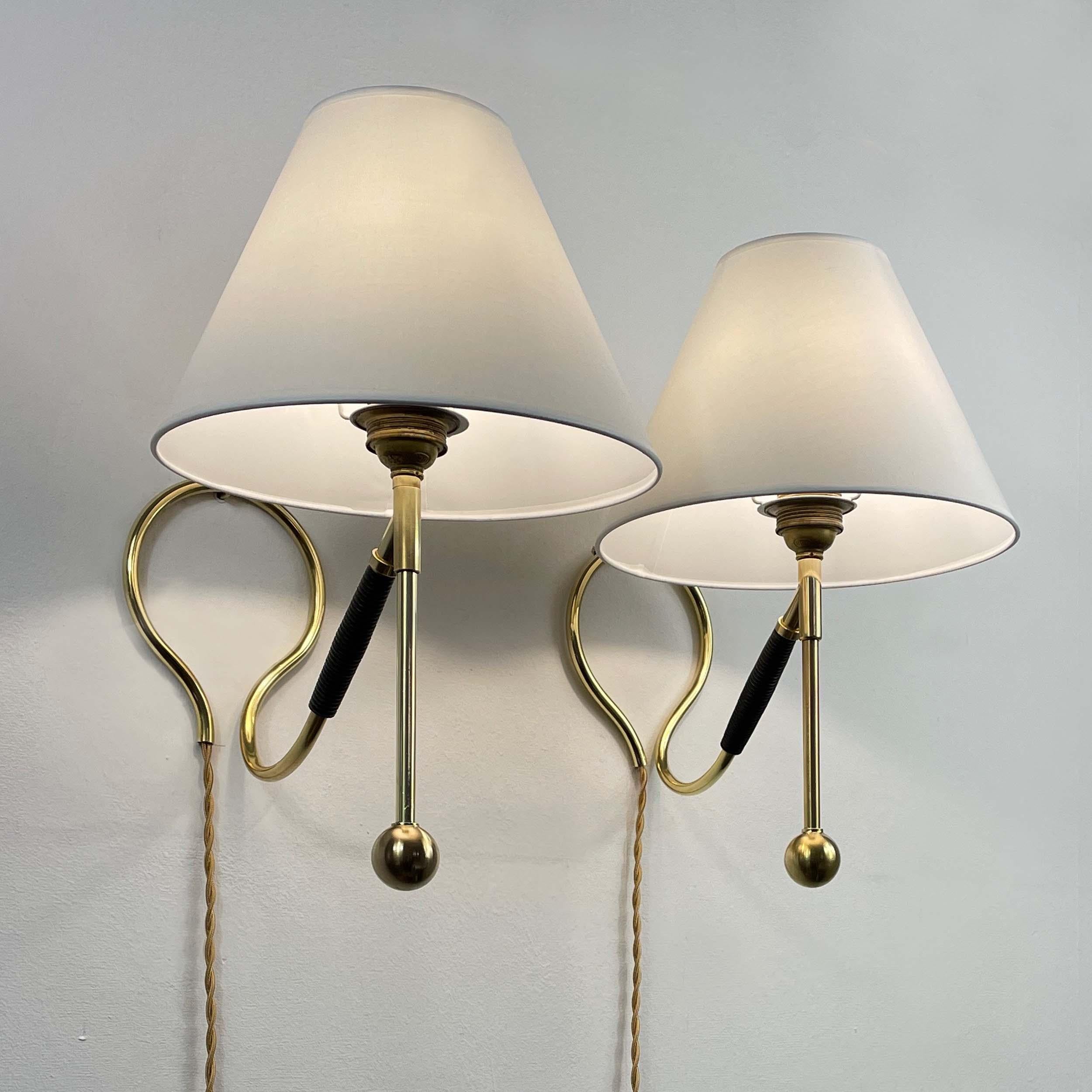 Adjustable Brass and Bakelite Wall and Table Lights 306 by Kaare Klint, 1950s For Sale 6