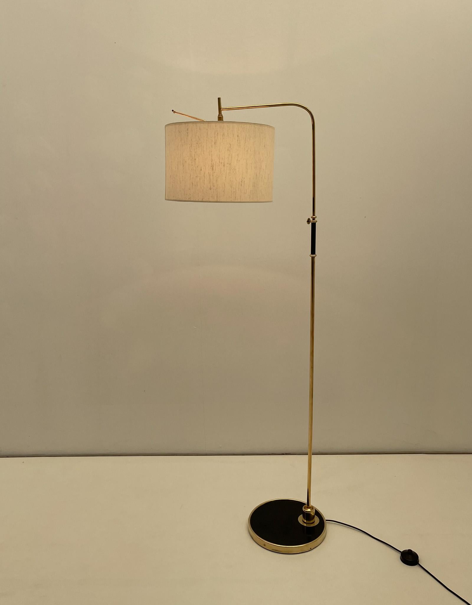 Verstellbare Stehlampe aus Messing, Frankreich, 1970 (Französisch) im Angebot