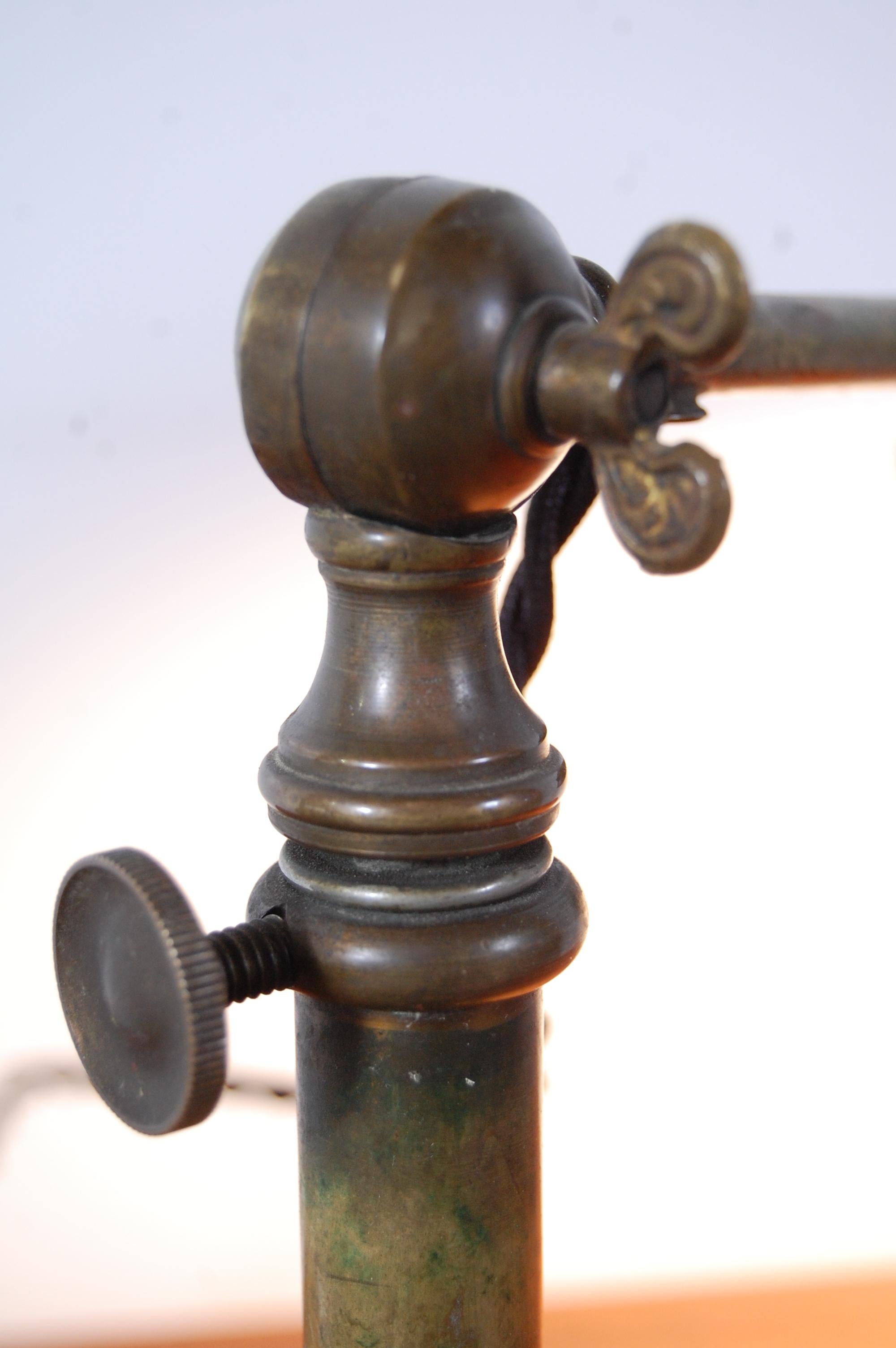 Adjustable Brass Jeweler's Lamp 2