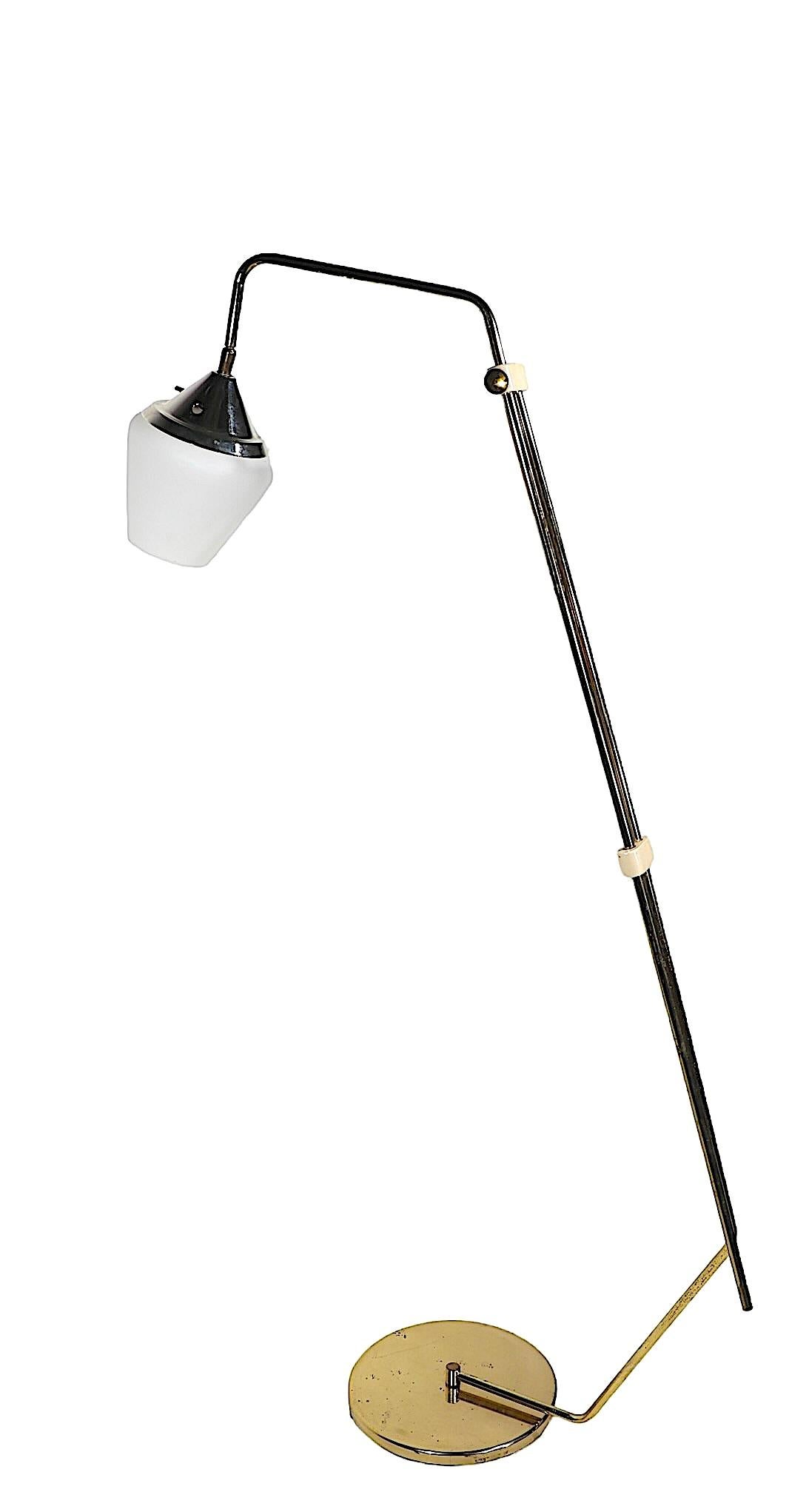 Adjustable Brass Mid Century Floor Lamp  For Sale 1
