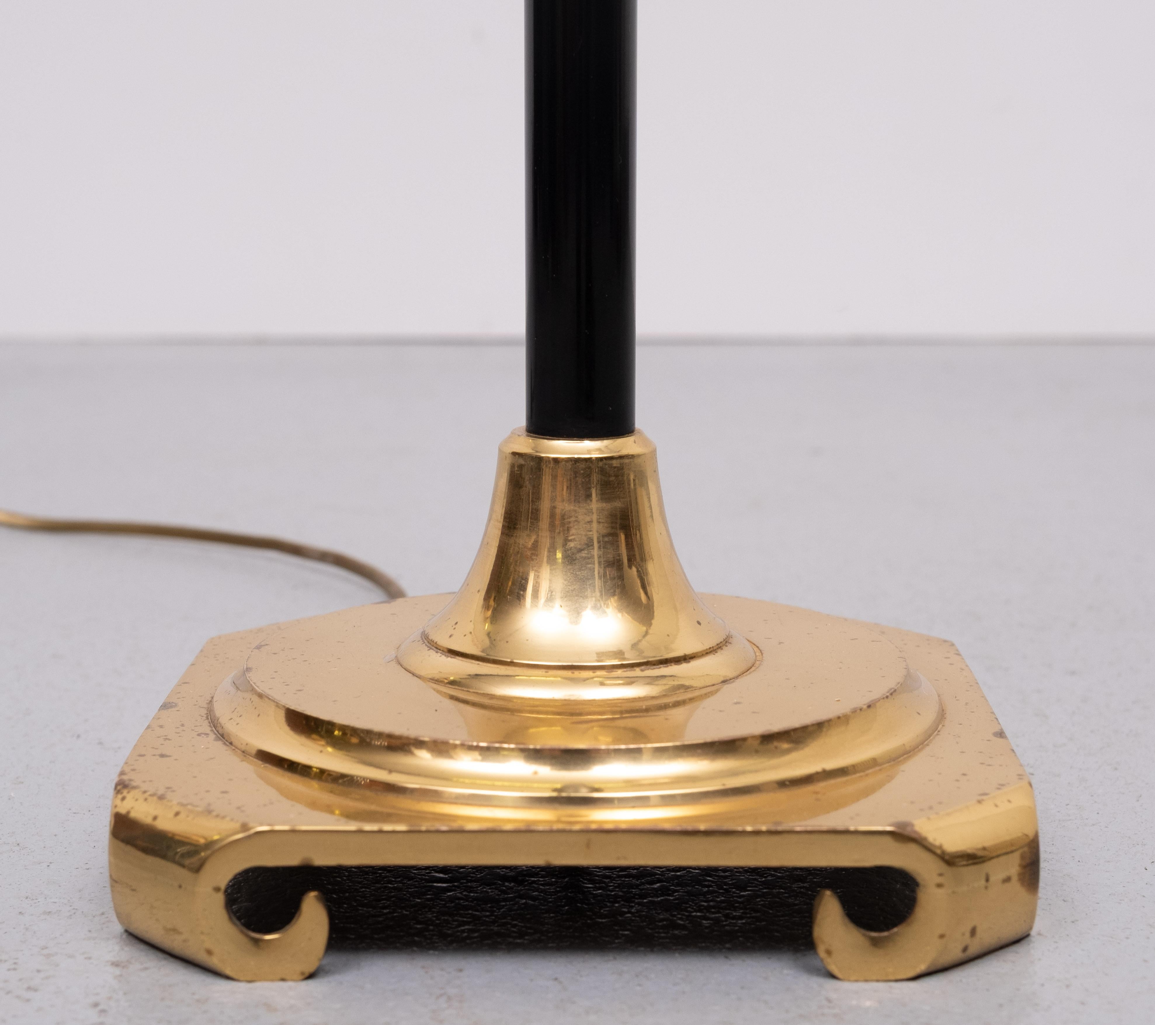 adjustable  Brass Swing arm floor lamp 1970s France (Messing) im Angebot