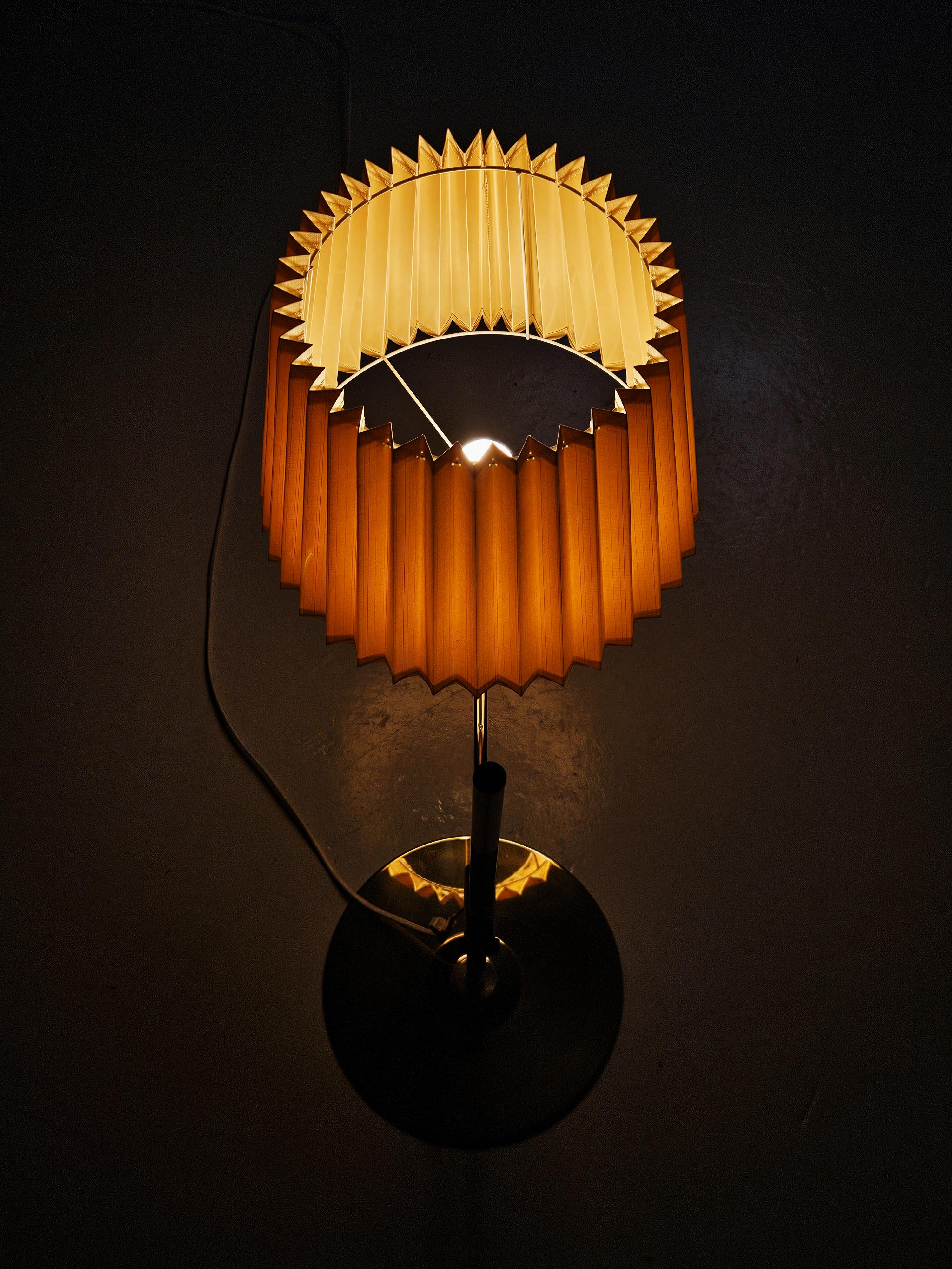 Laiton Lampe de table réglable B259 de Hans-Agne Jakobsson, Suède, années 1960 en vente