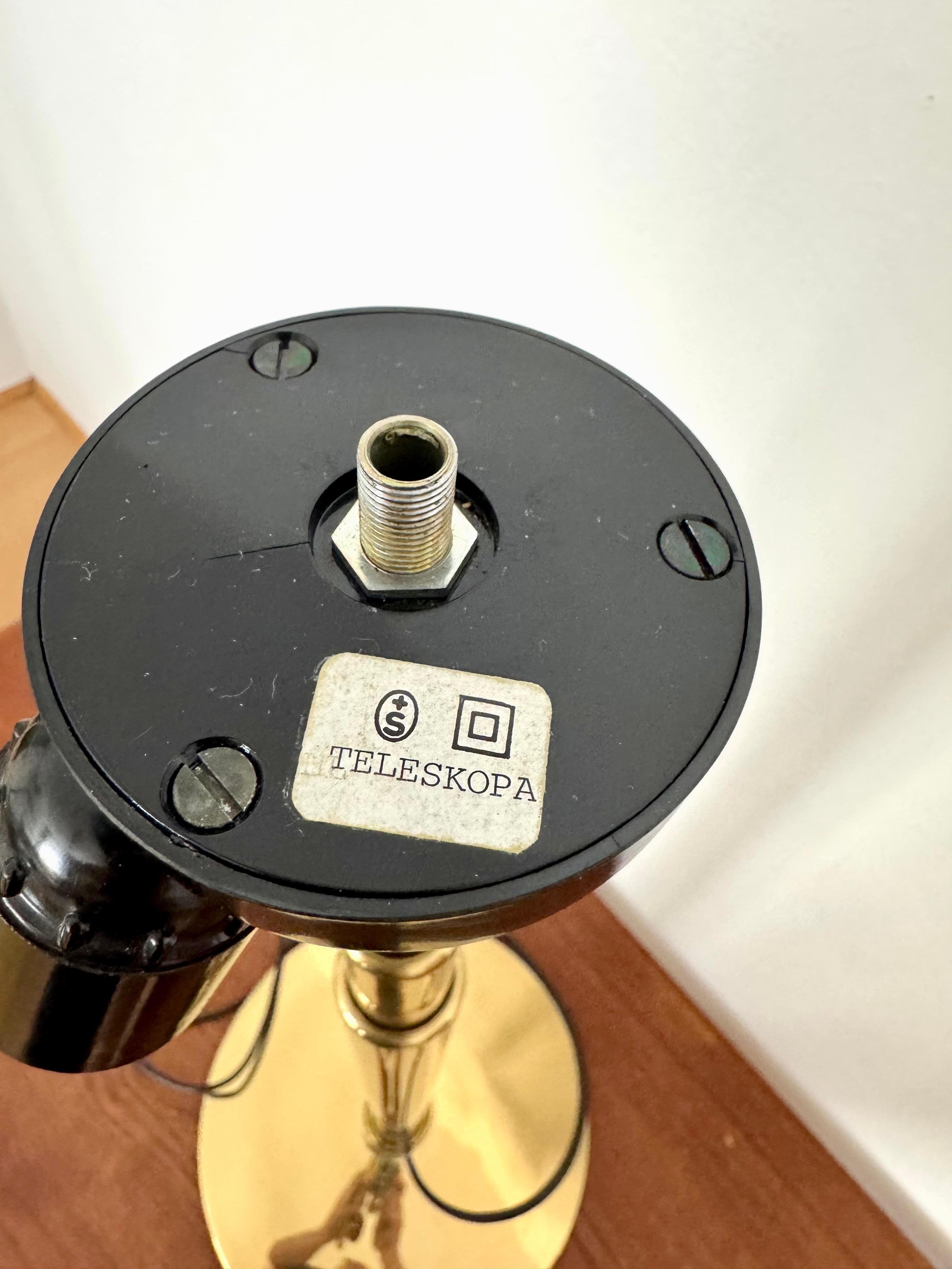 Lampada da terra a telescopio regolabile in ottone di Ingo Maurer per Design M. in vendita 12