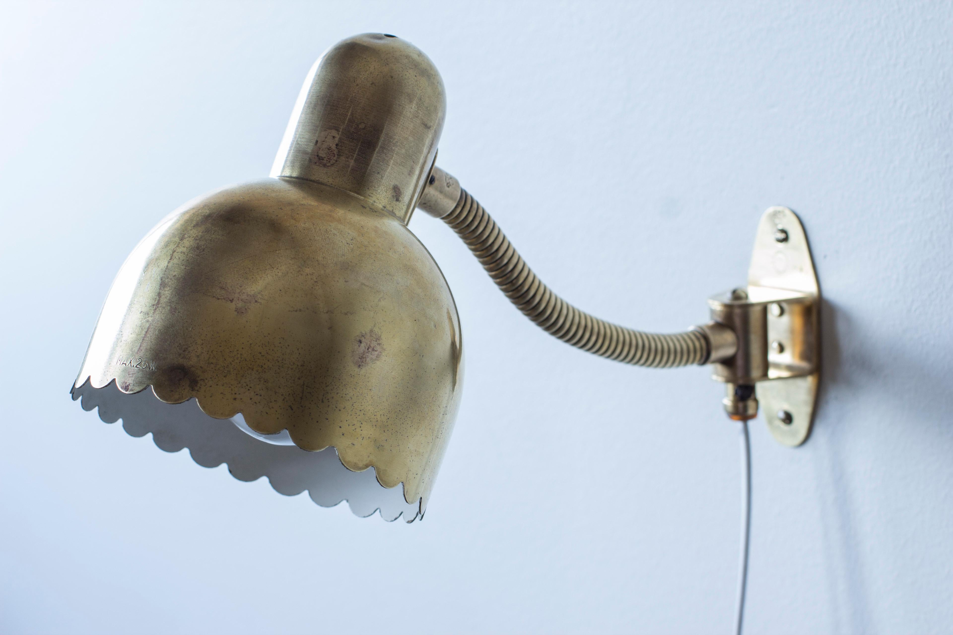 Adjustable Brass wall lamp no. 191 by E. Hansson & Co, Sweden Swedish modern For Sale 6