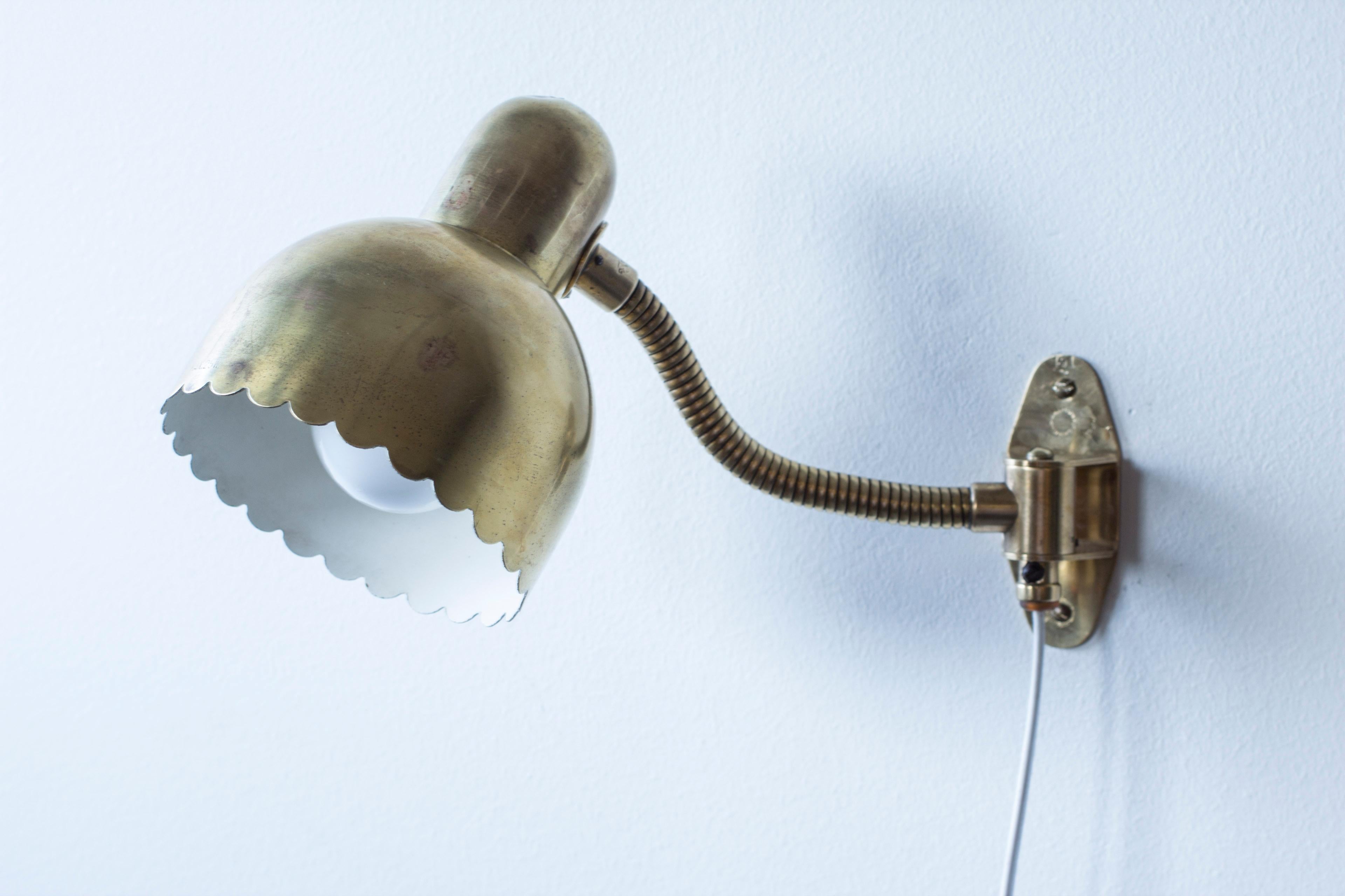 Adjustable Brass wall lamp no. 191 by E. Hansson & Co, Sweden Swedish modern For Sale 3