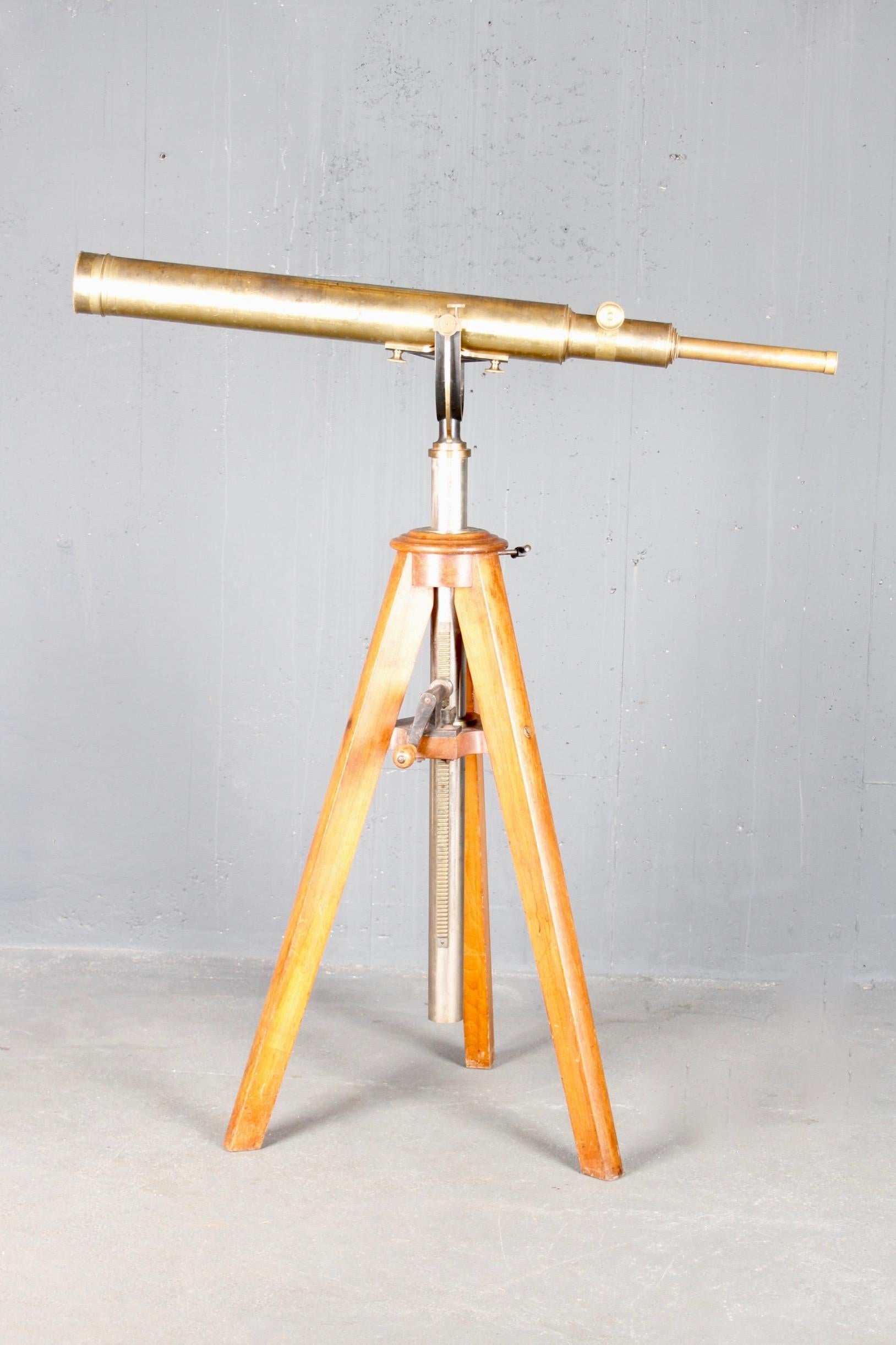 Metal Adjustable Brass Wood Telescope + Wood Storage