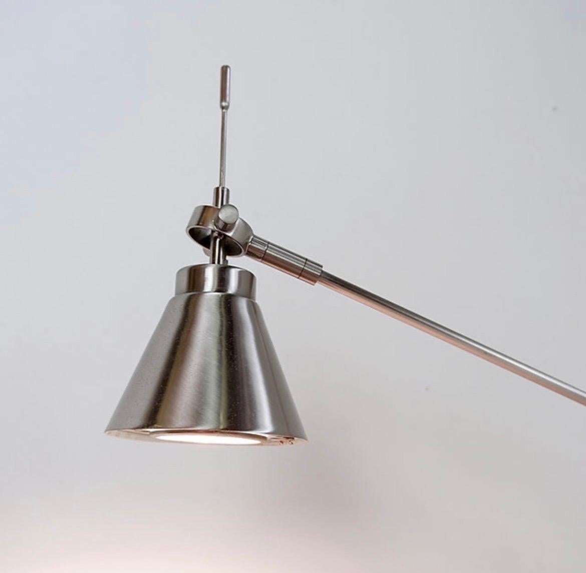 Verstellbare Schreibtischlampen aus gebürstetem Chrom im Zustand „Relativ gut“ im Angebot in Linkebeek, BE
