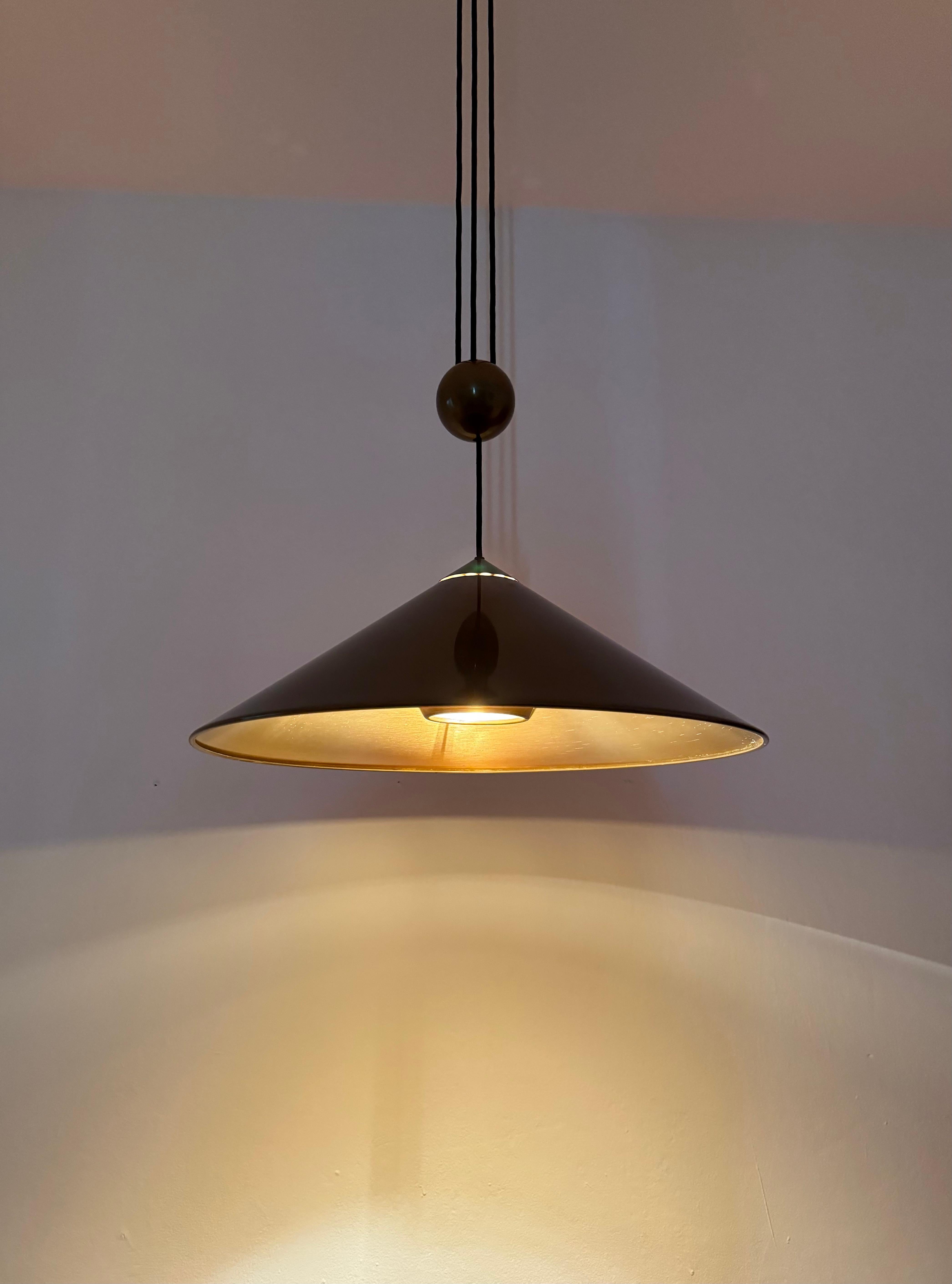 Adjustable Burnished Keos Pendant Lamp by Florian Schulz For Sale 4