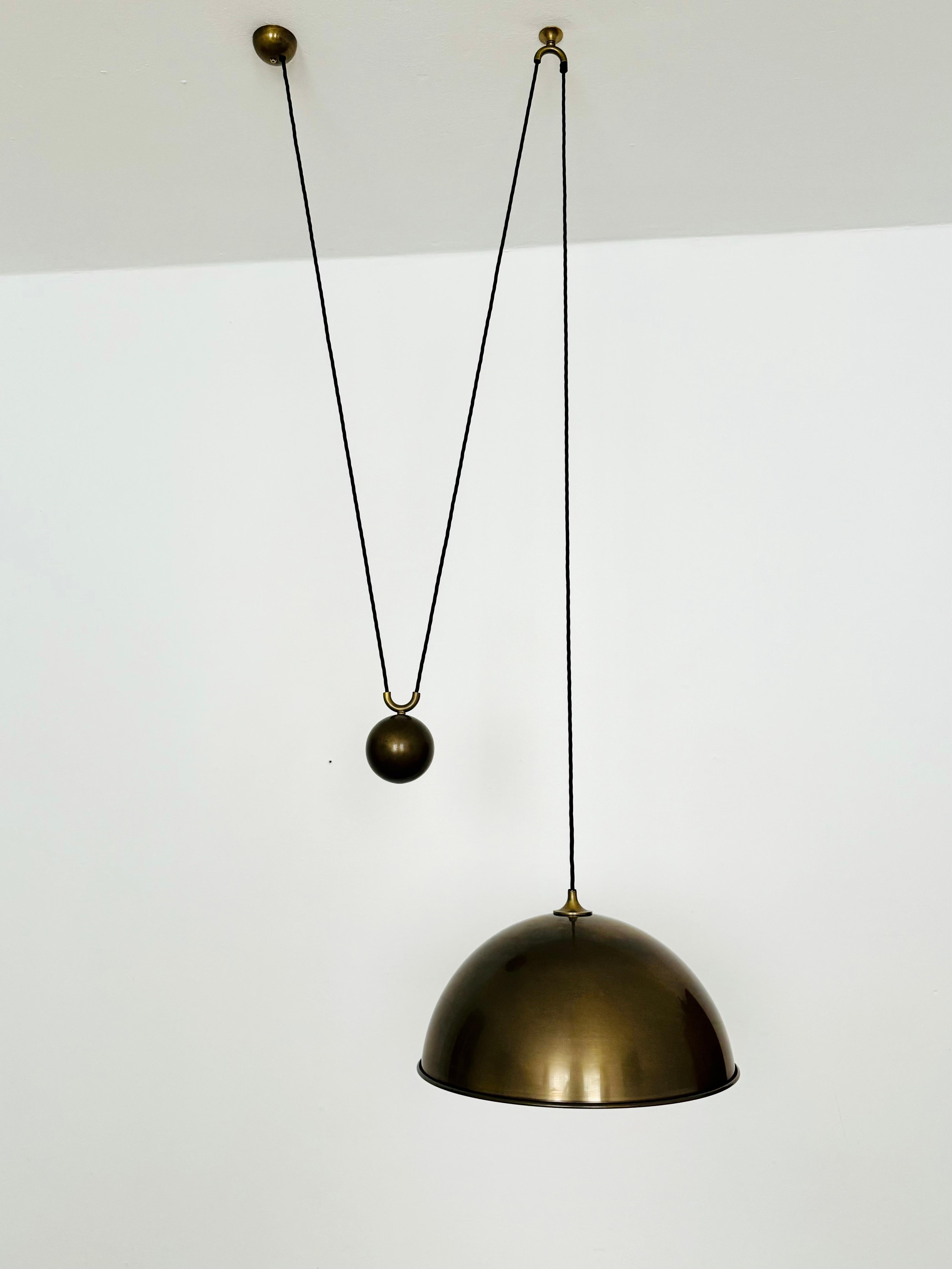 Mid-Century Modern Adjustable Burnished Posa 44 Pendant Lamp by Florian Schulz For Sale