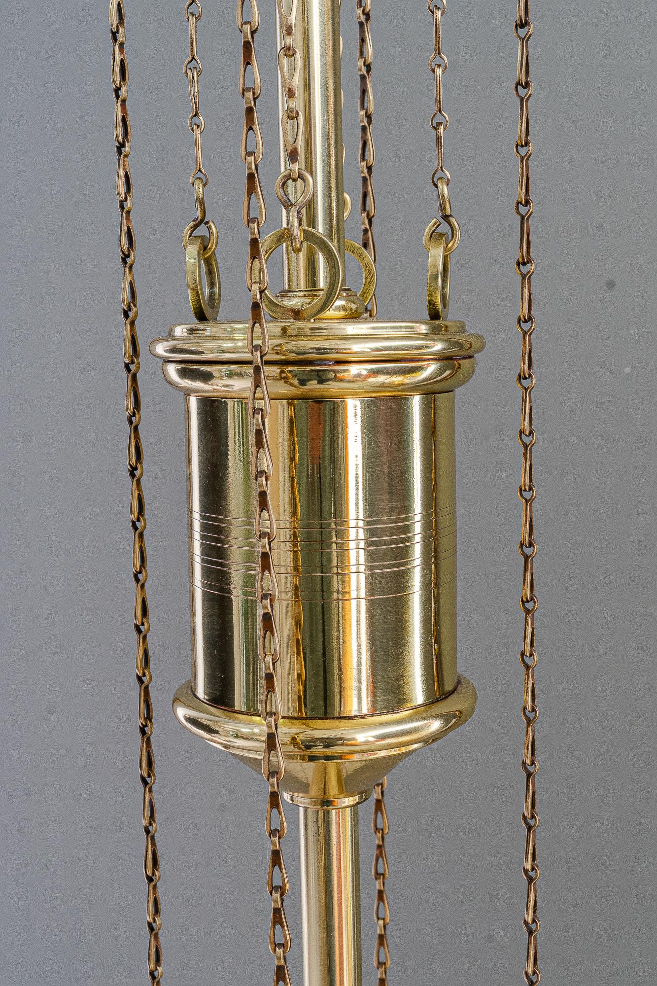 Inizio XX secolo Lampadario regolabile con paralume in vetro di palme koenig vienna 1908 circa in vendita