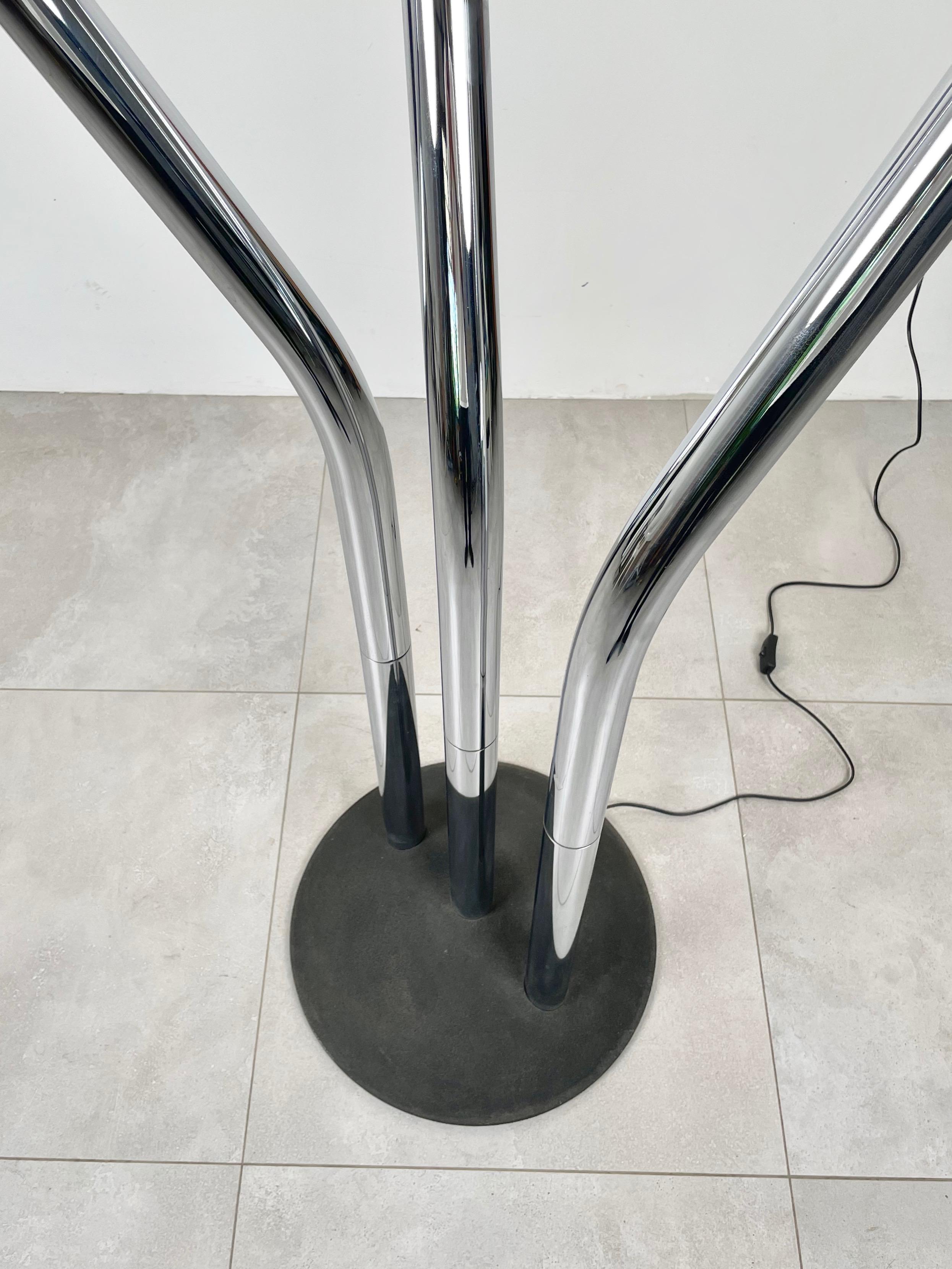 Adjustable Chrome Floor Lamp by Reggiani, Italy, 1970s For Sale 3