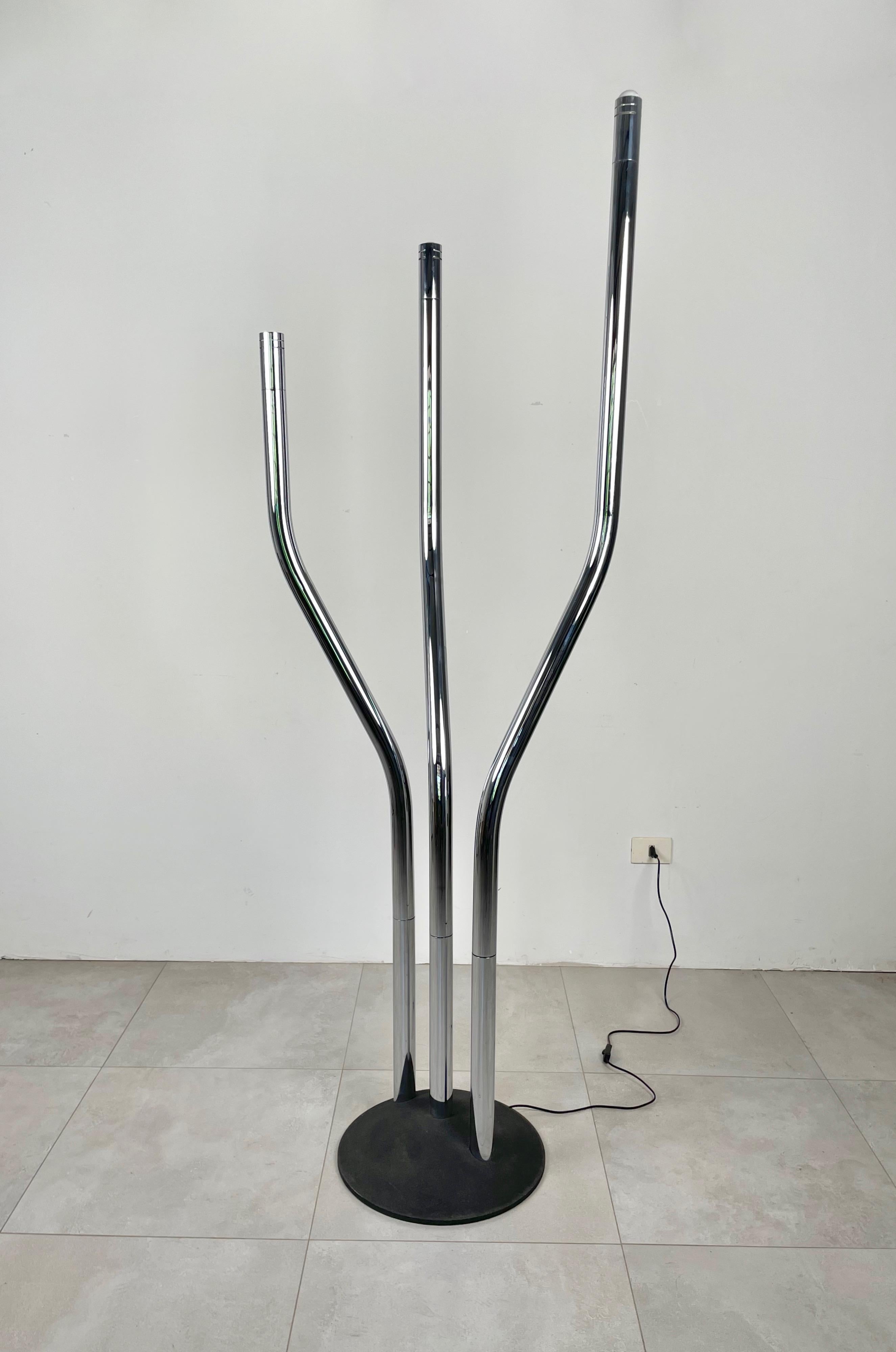 Adjustable Chrome Floor Lamp by Reggiani, Italy, 1970s For Sale 2