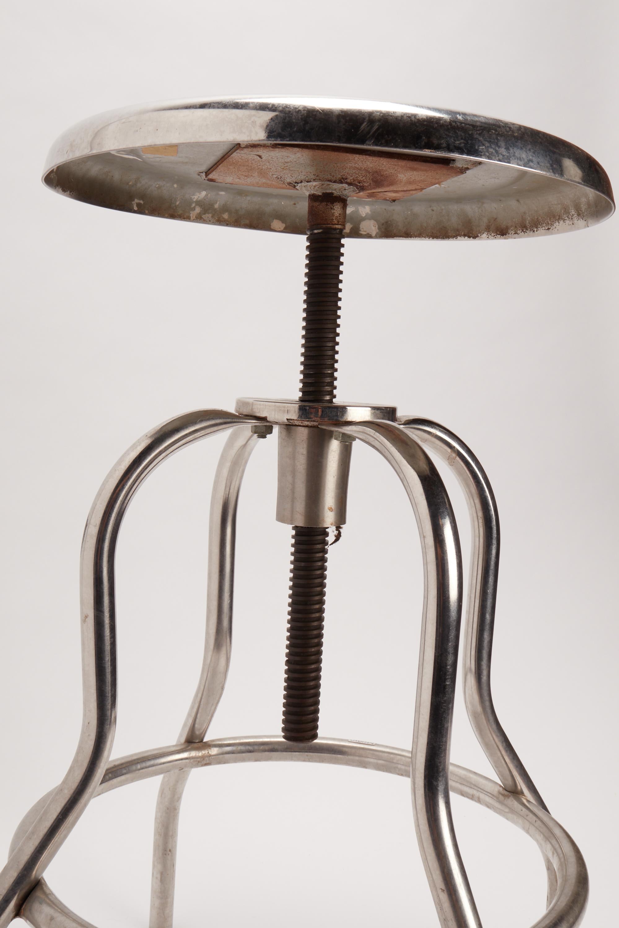 Adjustable Chromed Metal Stool, USA, 1930 In Good Condition For Sale In Milan, IT