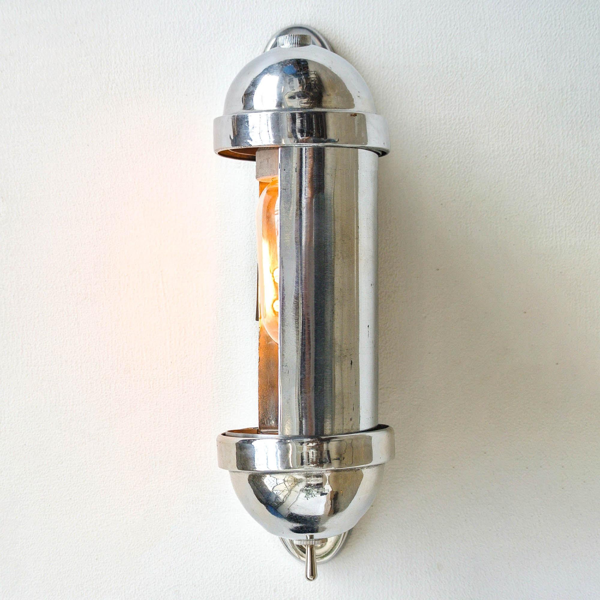 Adjustable Cylindrical Reading Light, circa 1970 6