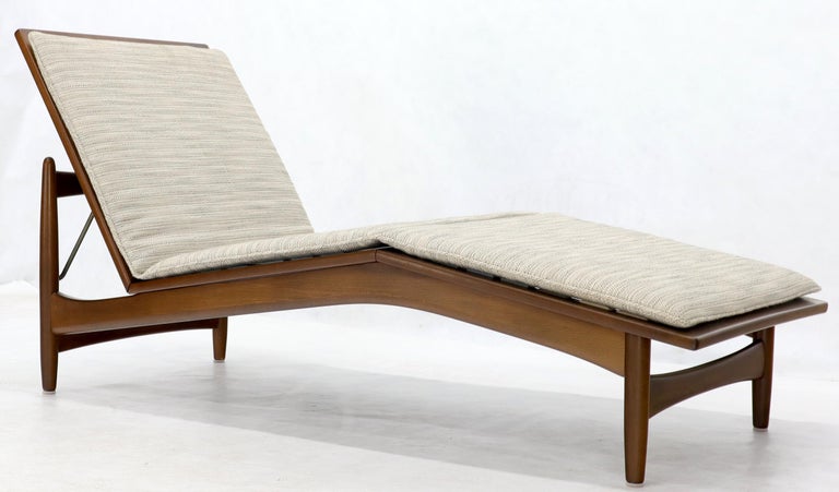 Adjustable Danish Mid-Century Modern Chaise Lounge by Selig at 1stDibs