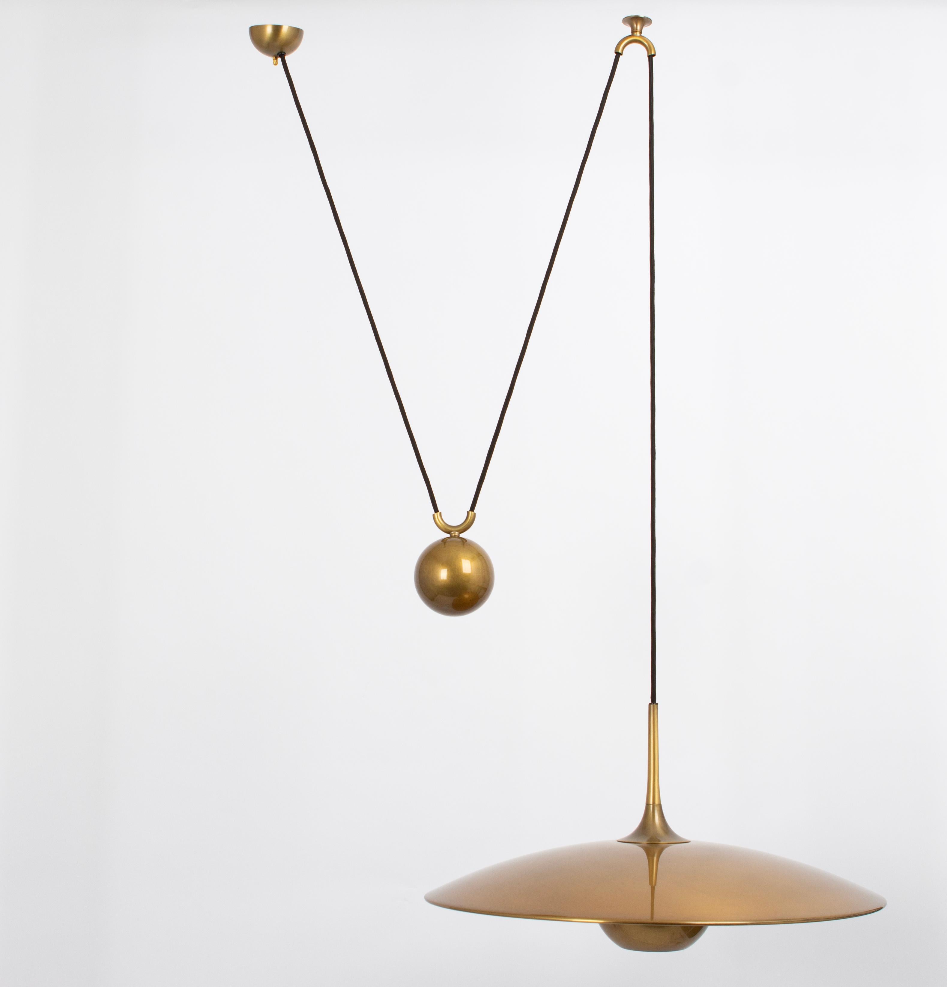 Mid-Century Modern Adjustable Dark Brass Counterweight Pendant by Florian Schulz Onos 55 , Germany