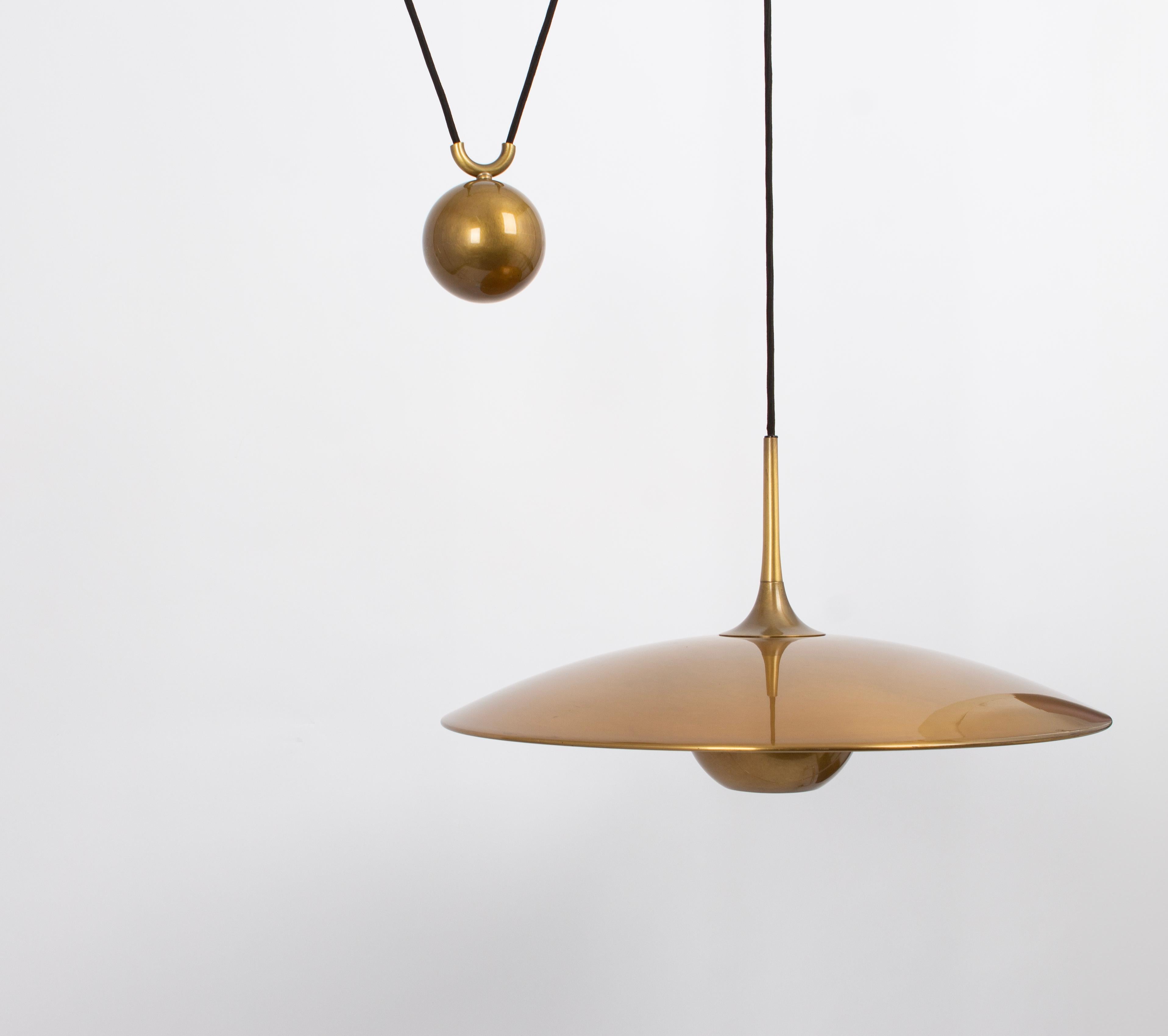 Adjustable Dark Brass Counterweight Pendant by Florian Schulz Onos 55 , Germany 1