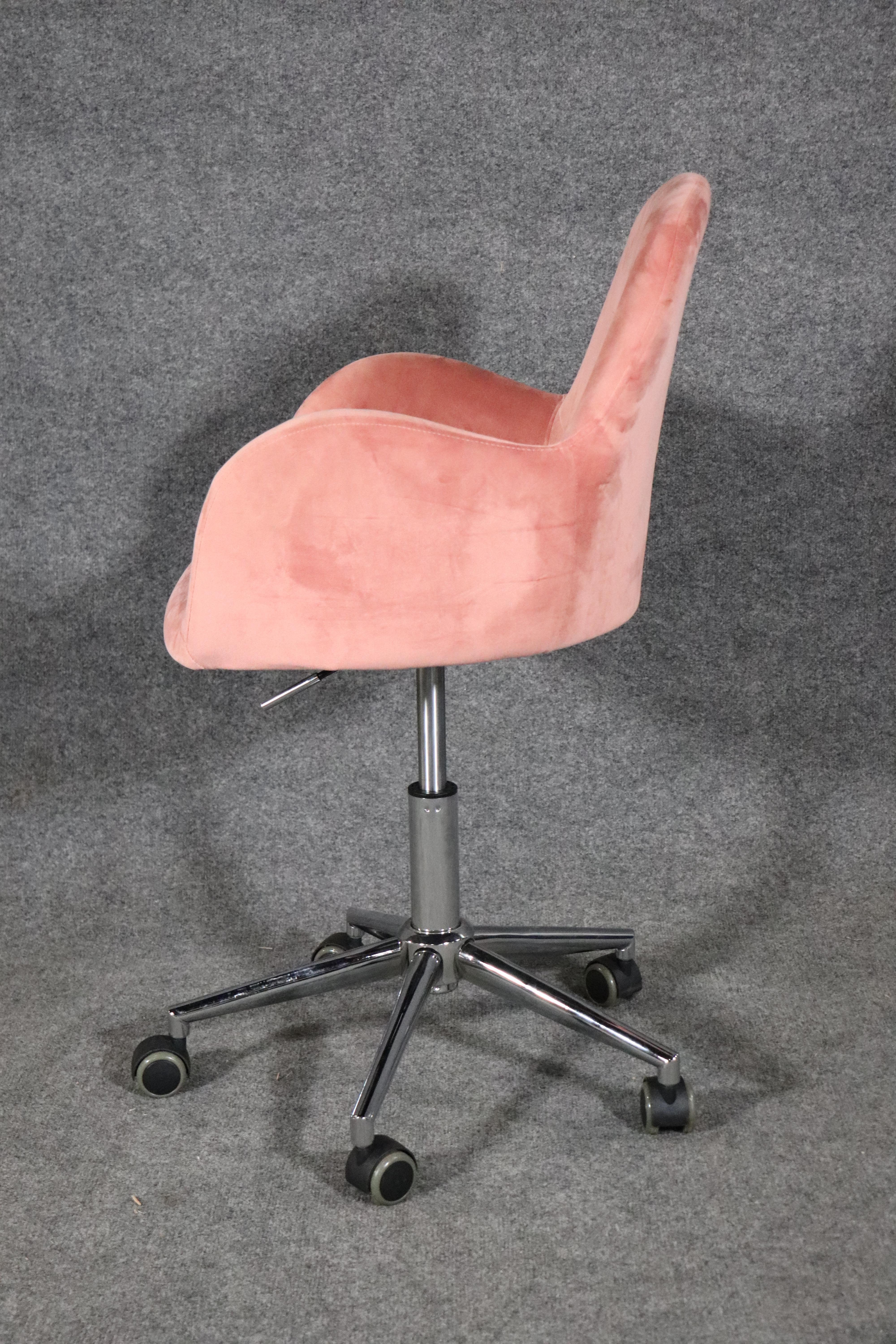 Mid-Century Modern Adjustable Desk Chair For Sale