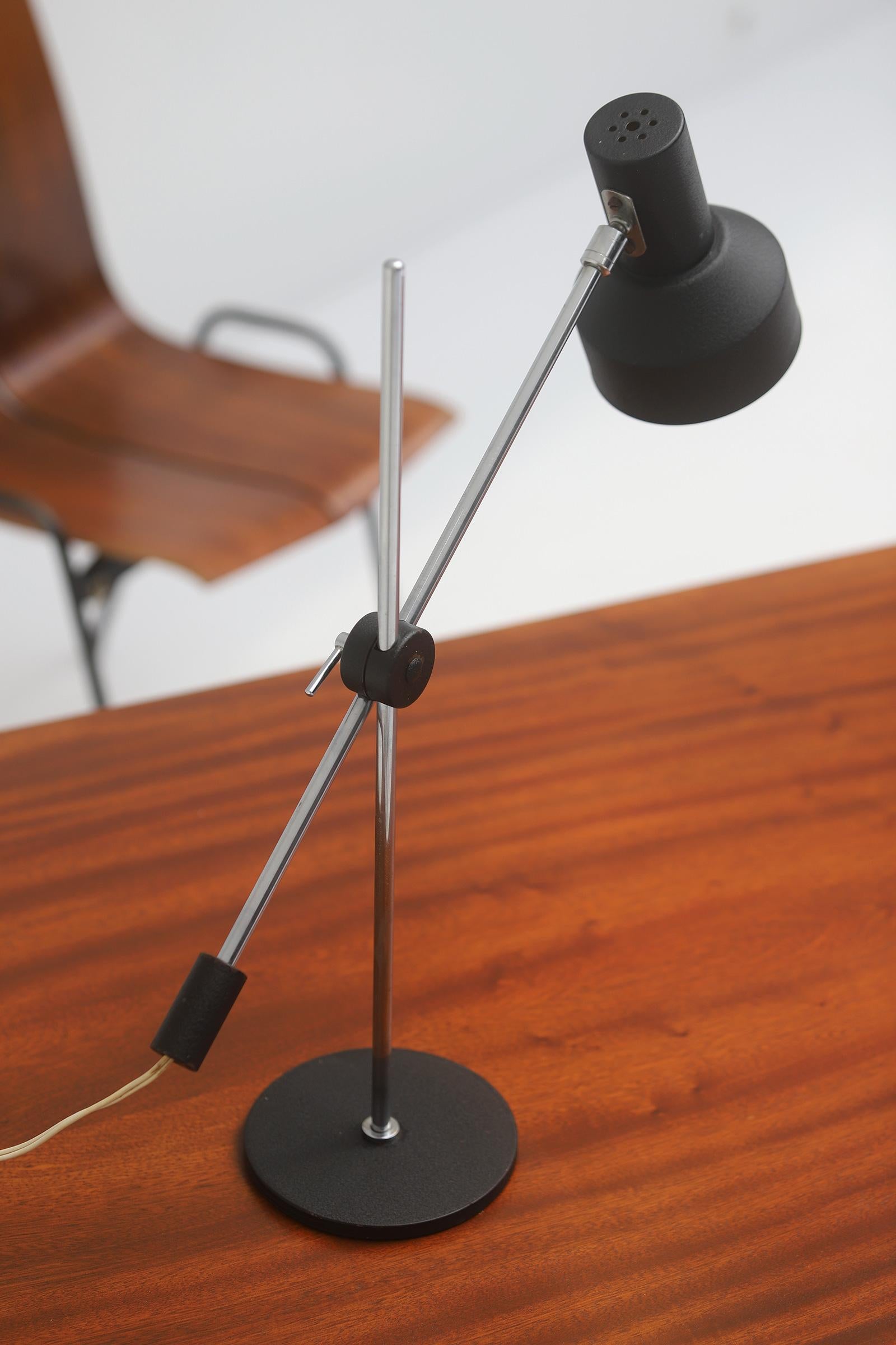 Metal Mid-century adjustable black desk Lamp from the 1950s For Sale