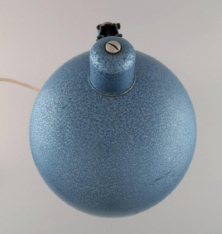 Adjustable Desk Lamp in Original Turquoise Metallic Lacquer In Good Condition For Sale In Copenhagen, DK