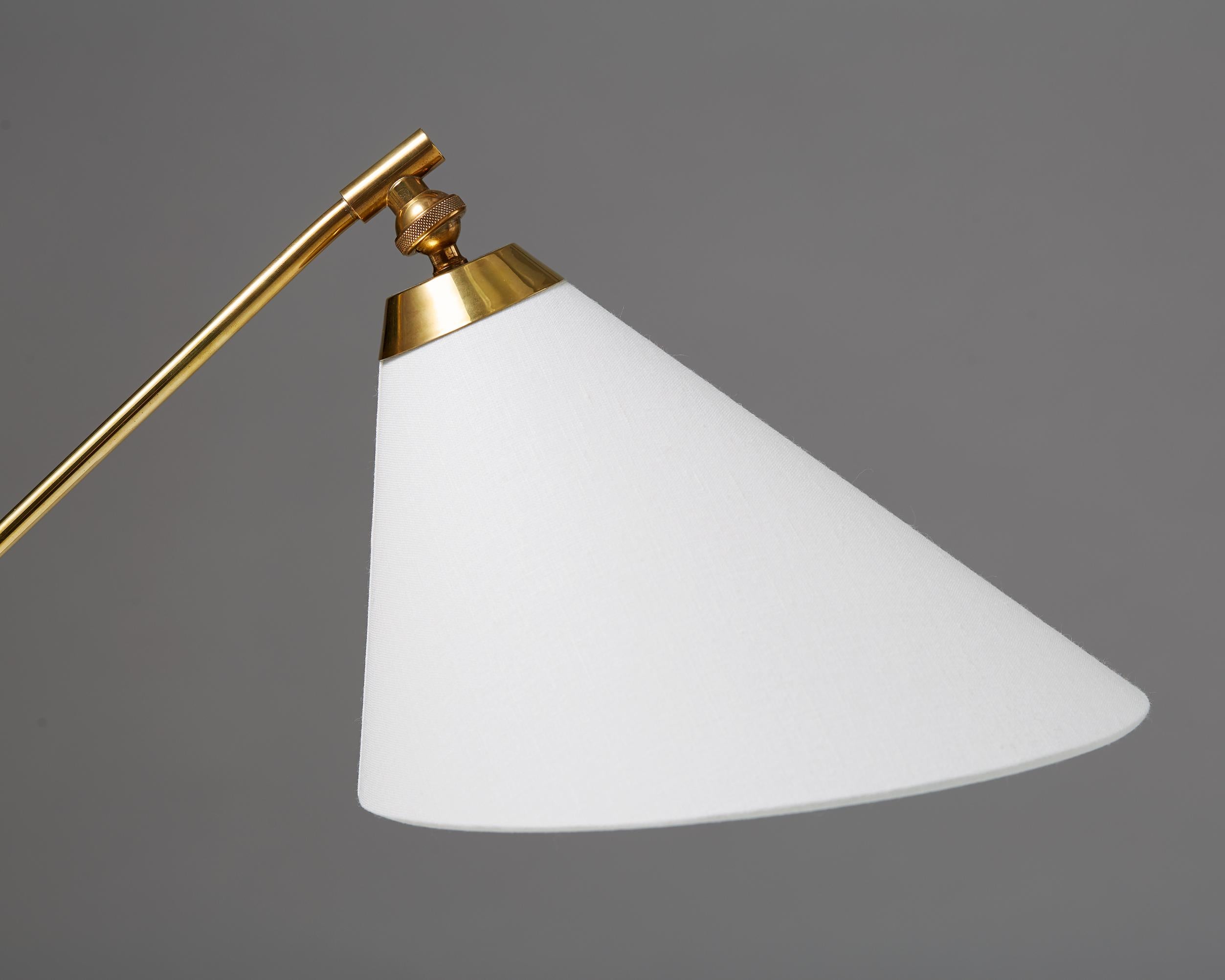 Suédois Lampe de bureau ou de table réglable Modèle THV-375 de Poul Dinesen:: Danemark:: années 1950