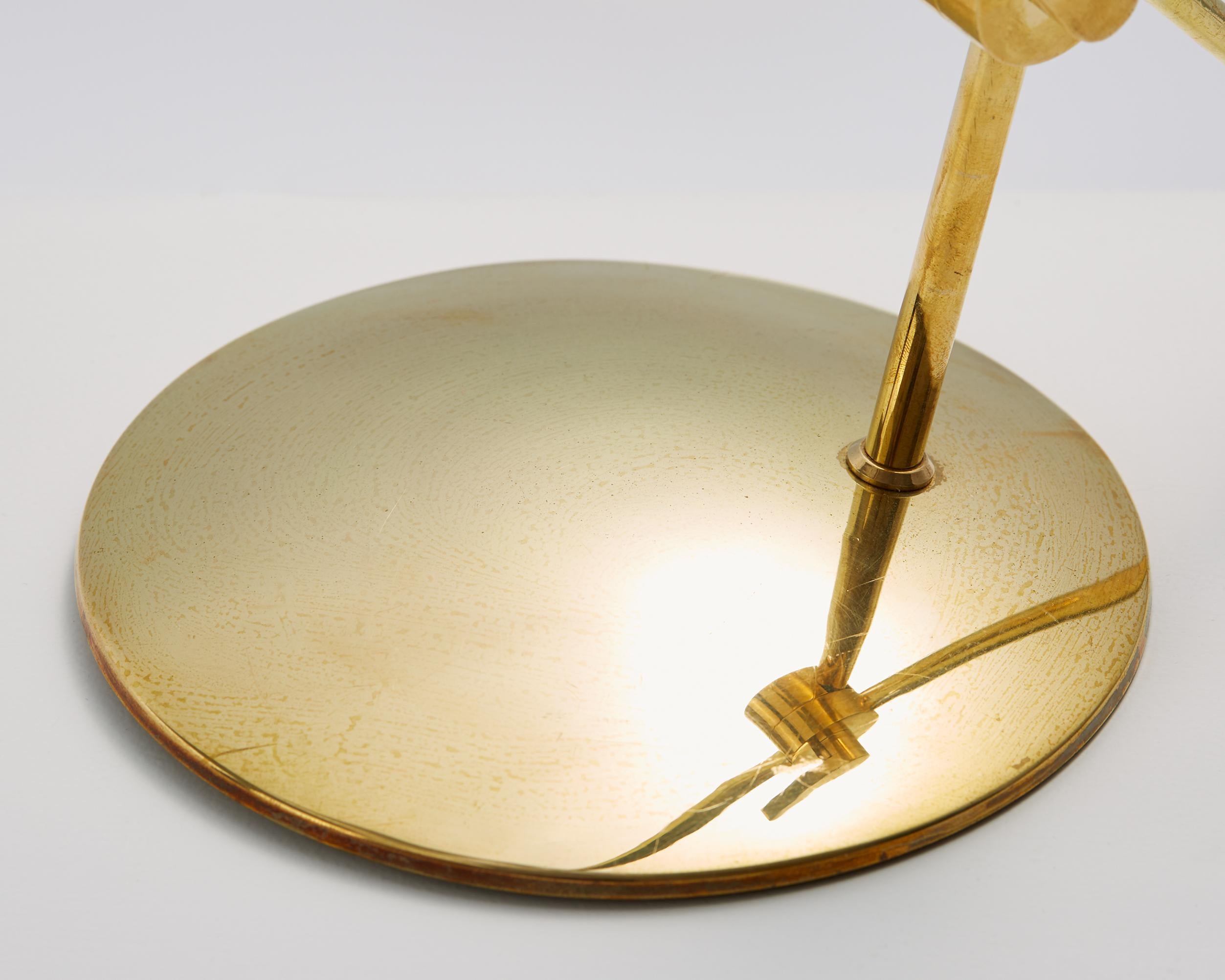 Laiton Lampe de bureau ou de table réglable Modèle THV-375 de Poul Dinesen:: Danemark:: années 1950