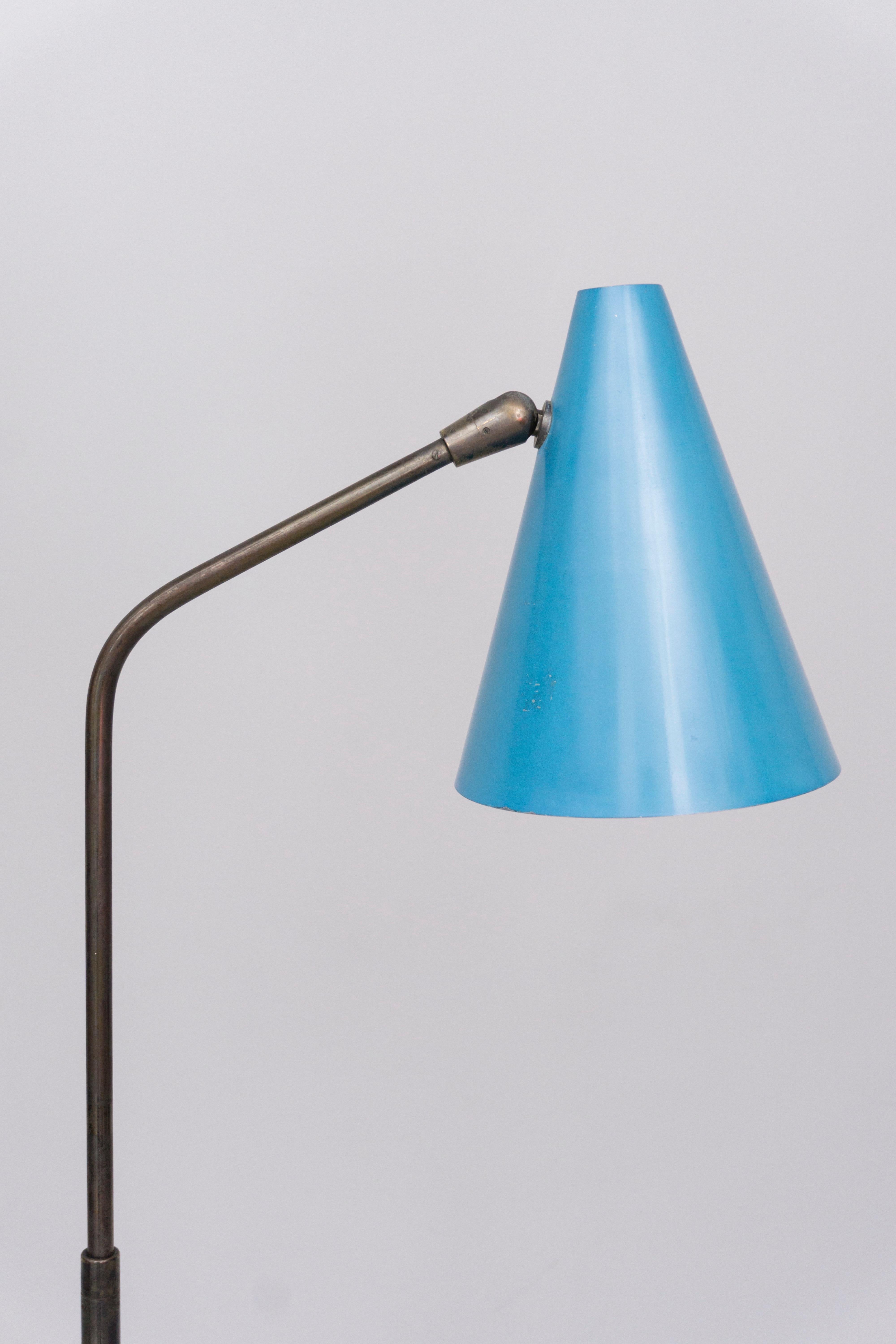 Italian Adjustable Floor Lamp, Brass, Aluminum by Giuseppe Ostuni / O-Luce, 1955 For Sale