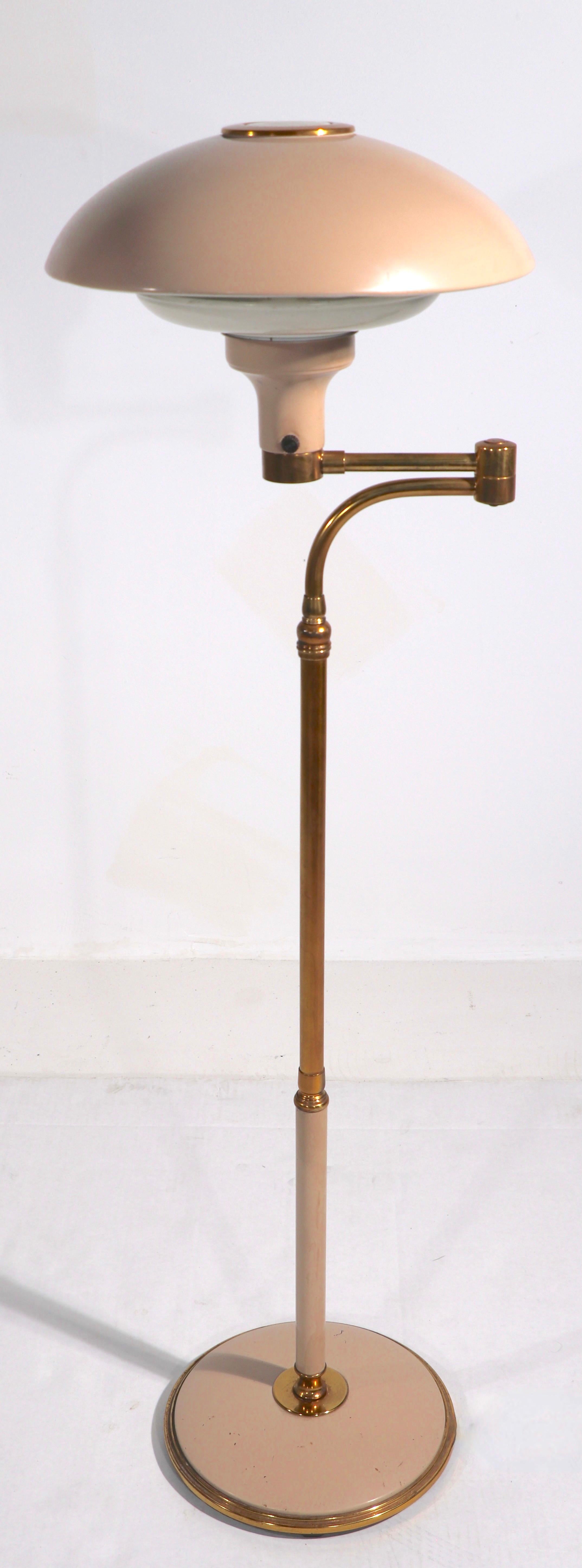 Verstellbare Stehlampe von Gerald Thurston für Lightolier im Angebot 4