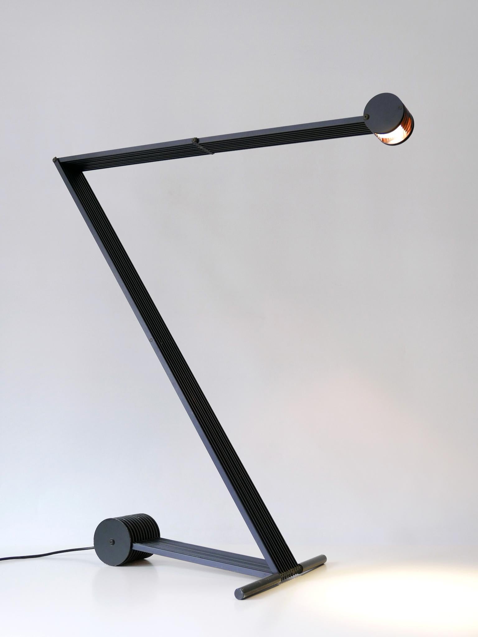 Lampada da terra regolabile 'Metri' di Bernhard Bartels per Basis Designleuchten anni '90 in vendita 3