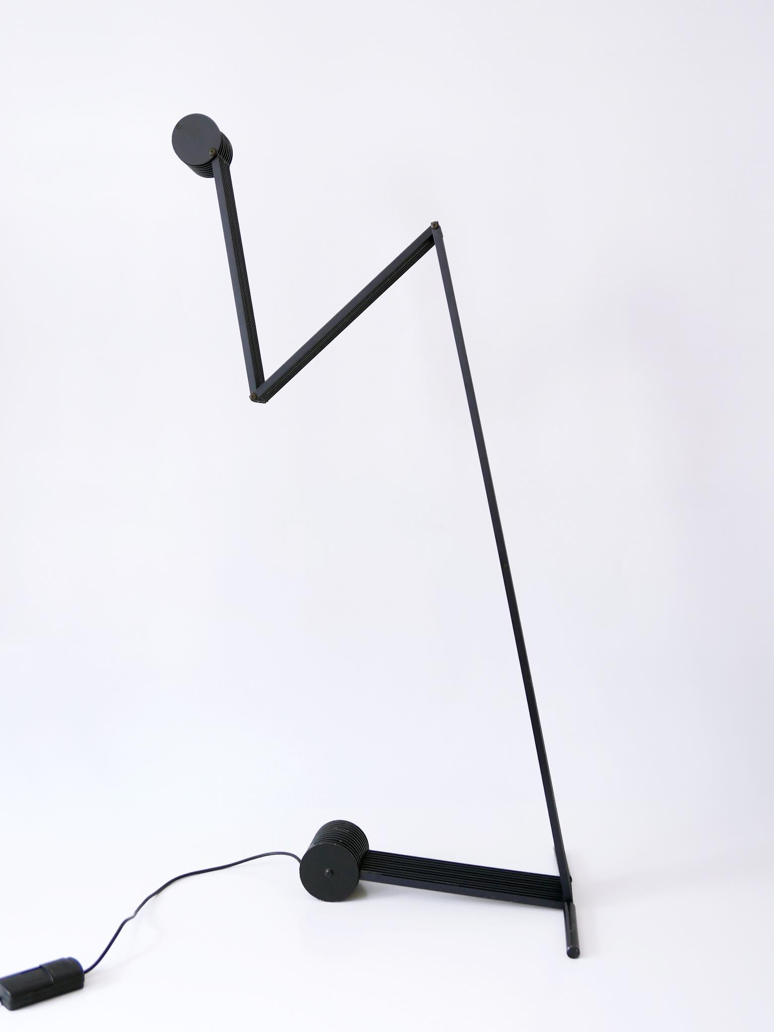 Lampada da terra regolabile 'Metri' di Bernhard Bartels per Basis Designleuchten anni '90 in vendita 5