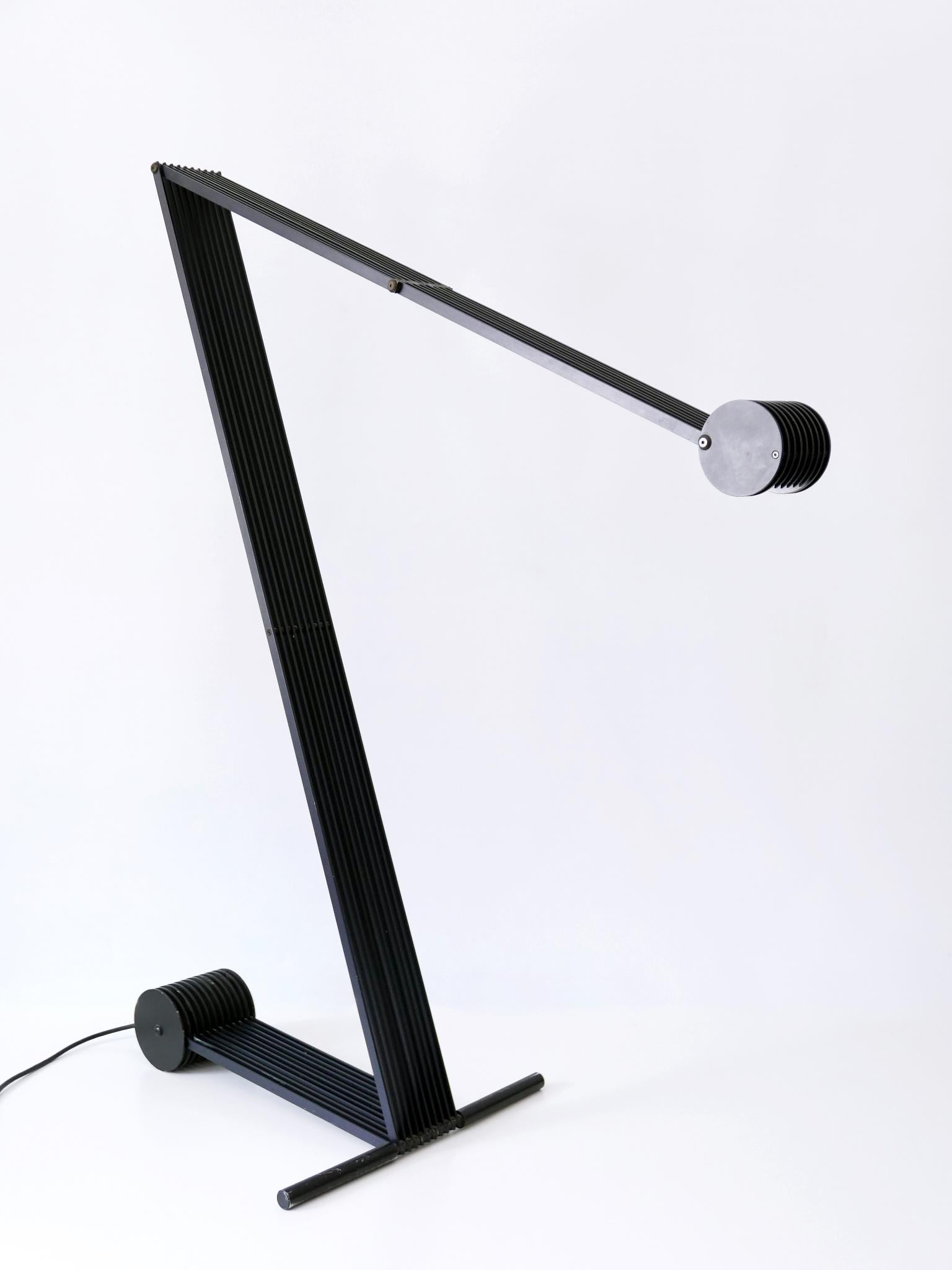 Metallo Lampada da terra regolabile 'Metri' di Bernhard Bartels per Basis Designleuchten anni '90 in vendita