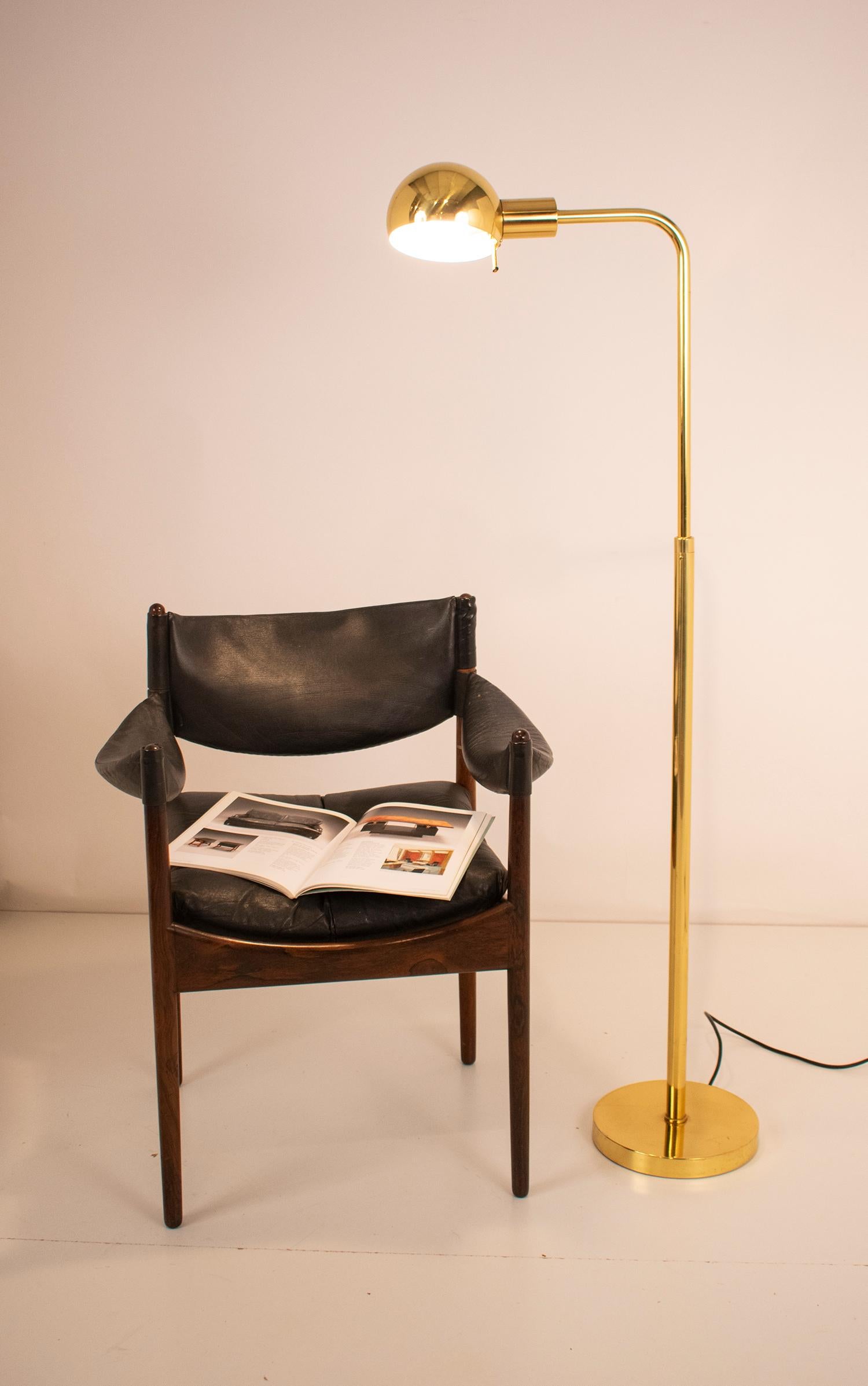 Lampada da lettura da terra regolabile, ottone, di Metalarte per Hansen, Spagna, anni '60 2