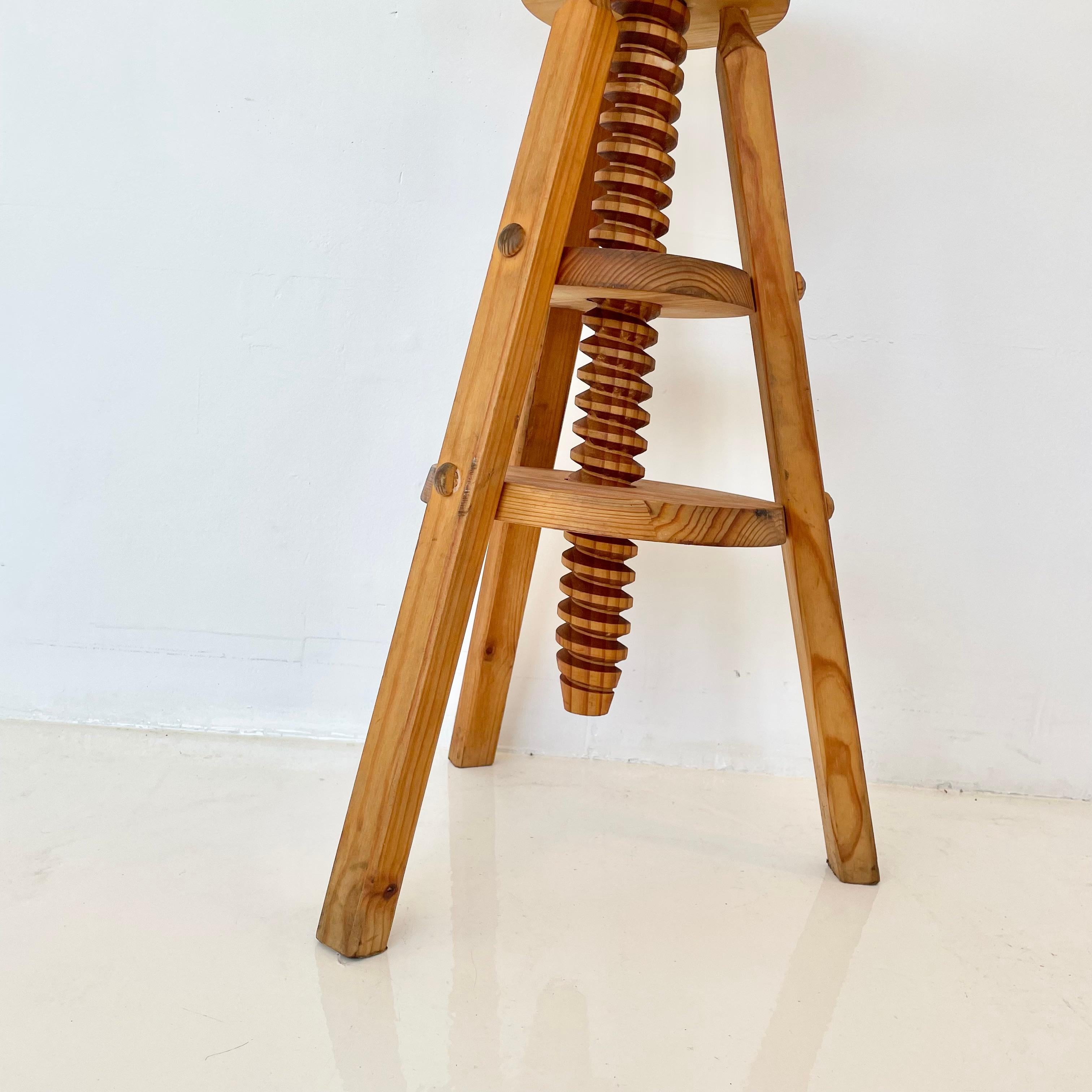 Adjustable French Stool 6