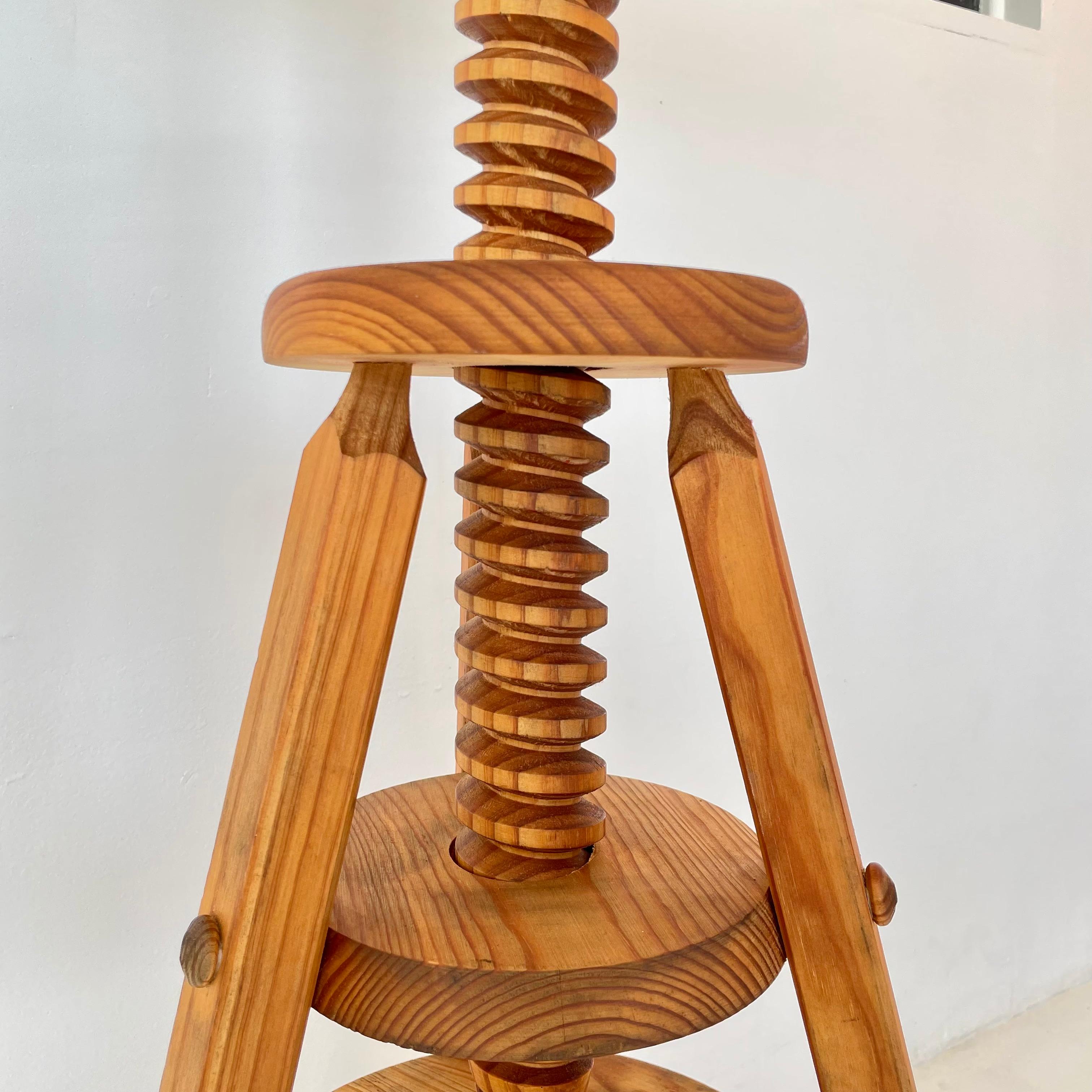 Adjustable French Stool 8