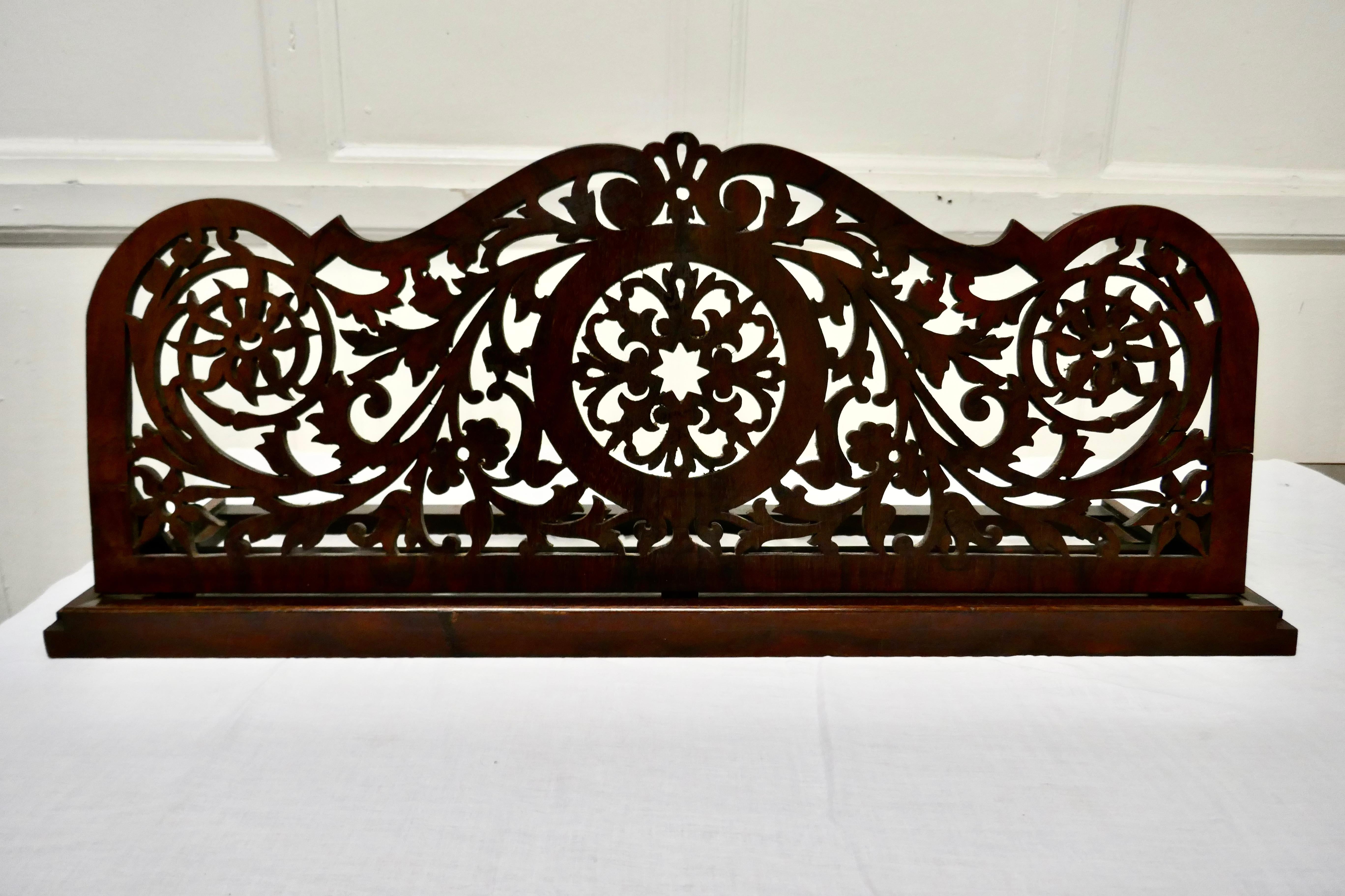 Adjustable Fretwork Mahogany Book Rest or, Lutrin In Good Condition In Chillerton, Isle of Wight