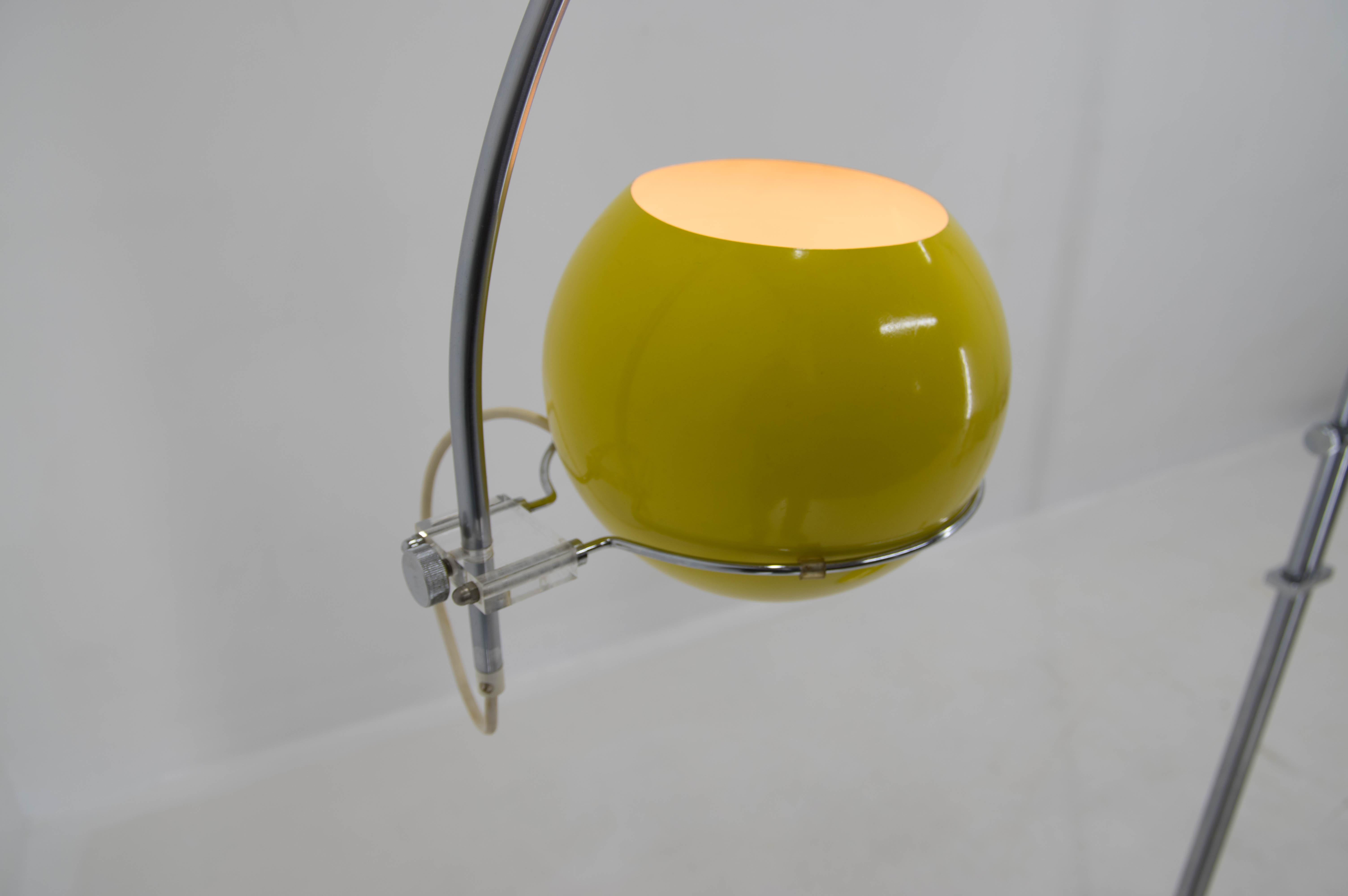 Adjustable GEPO Arc Floor Lamp, Netherland, 1960s In Good Condition For Sale In Praha, CZ