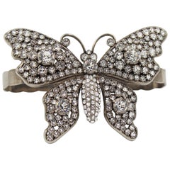 Adjustable Gucci bracelet, butterfly. Silver and rhinestones