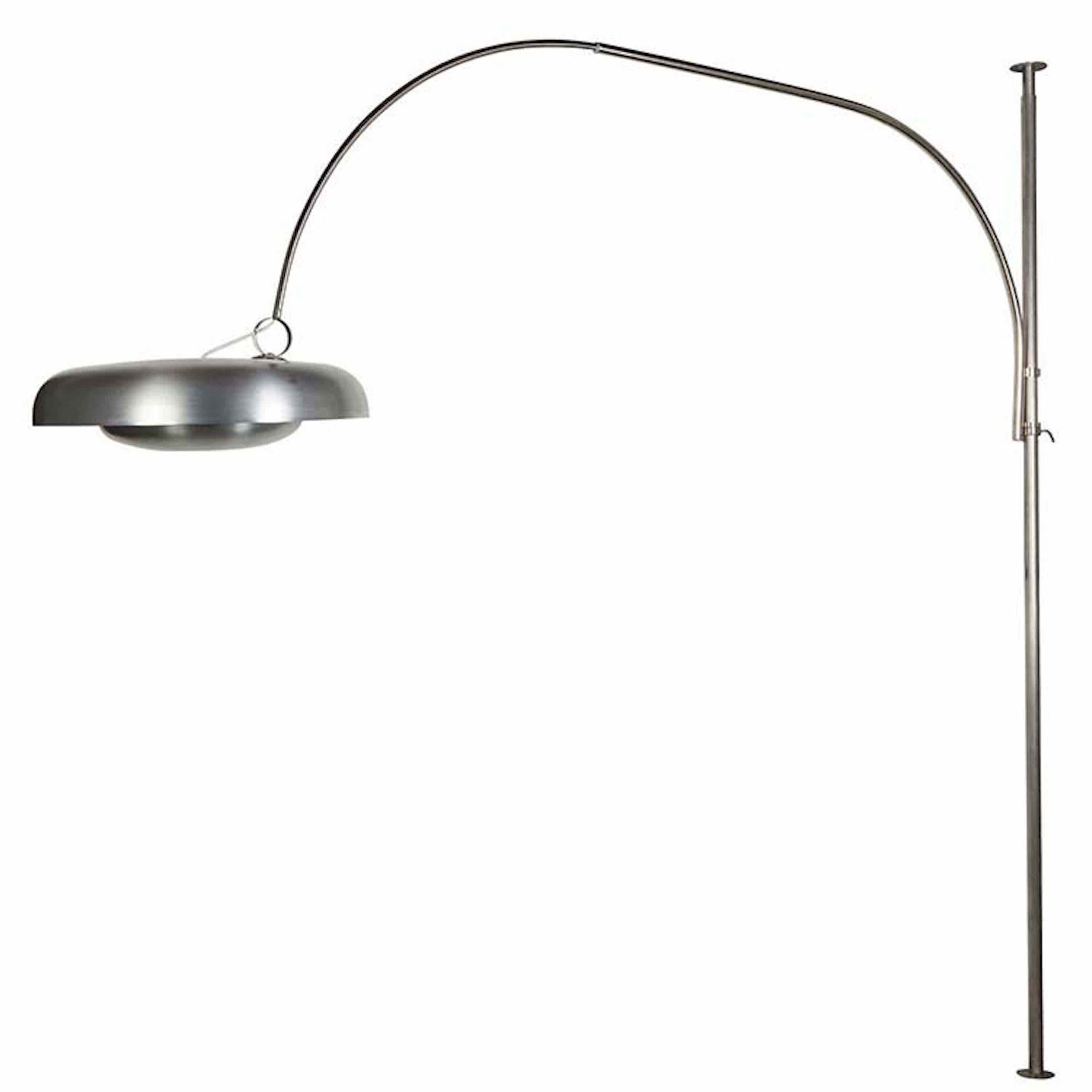 Adjustable height lamp 