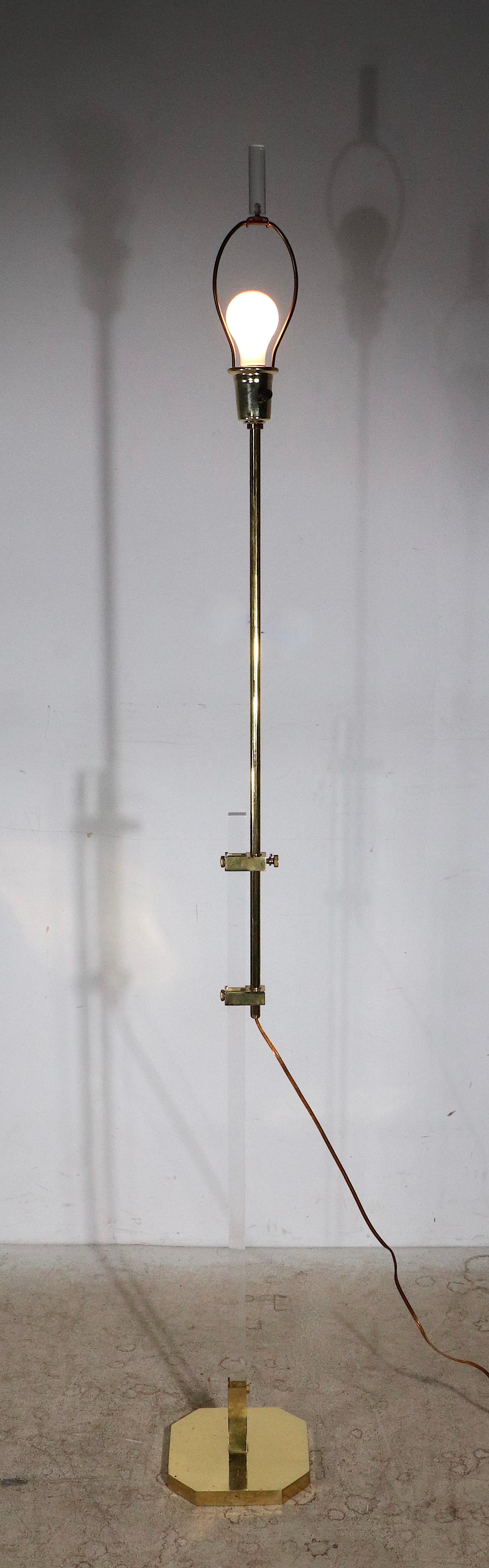 20th Century  Adjustable Hollywood Regency Style Brass and Lucite Floor Lamp c. 1970/1980's For Sale