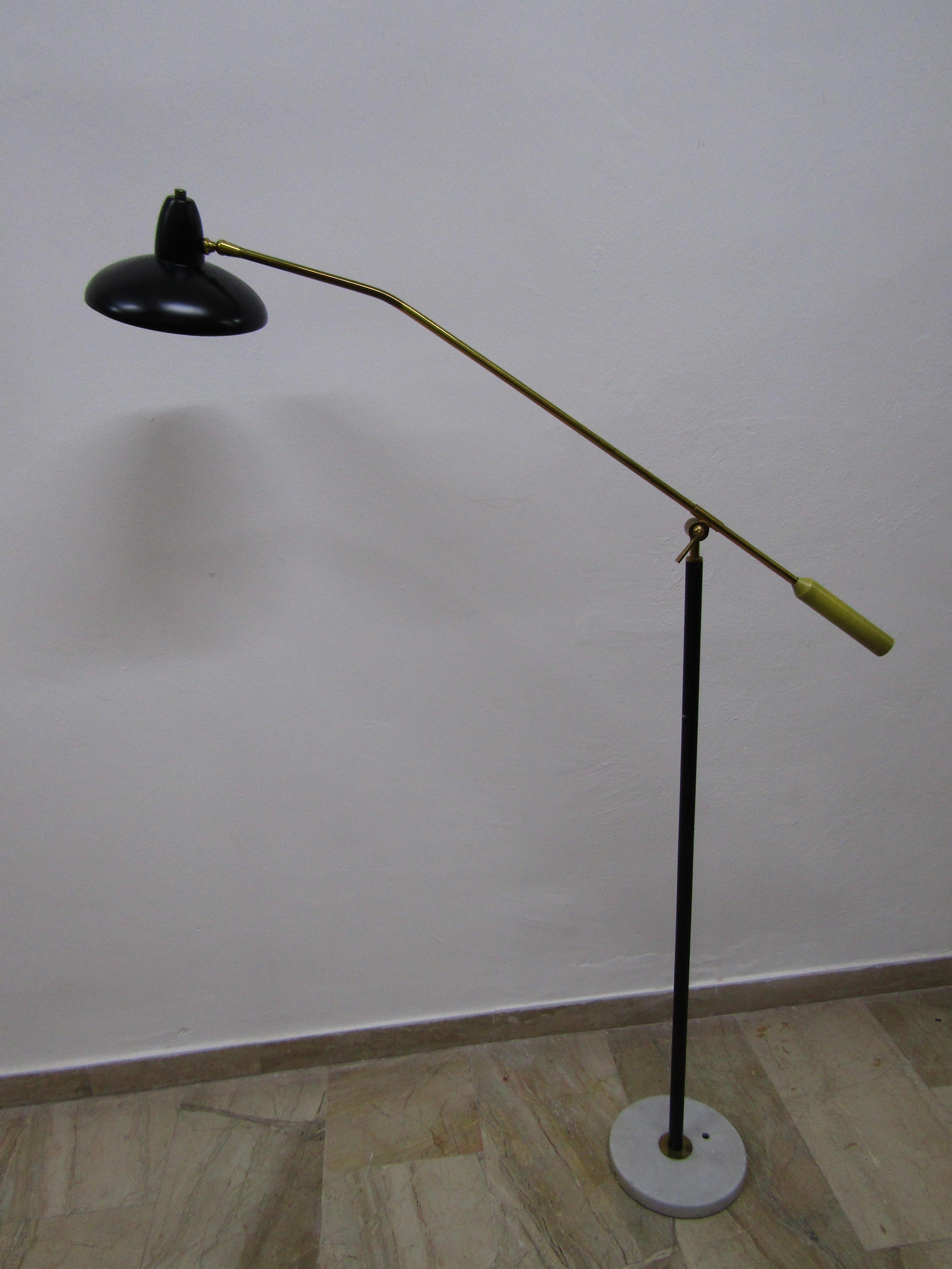Italian midcentury Adjustable in Style Stilnovo Painted Enamel and Brass  Floor Lamp