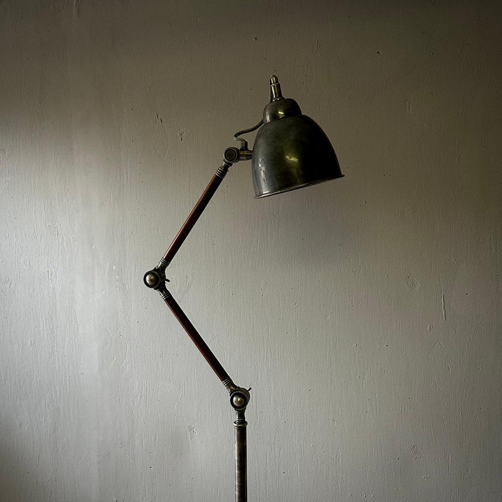 Adjustable Iron Floor Lamp In Good Condition In Los Angeles, CA