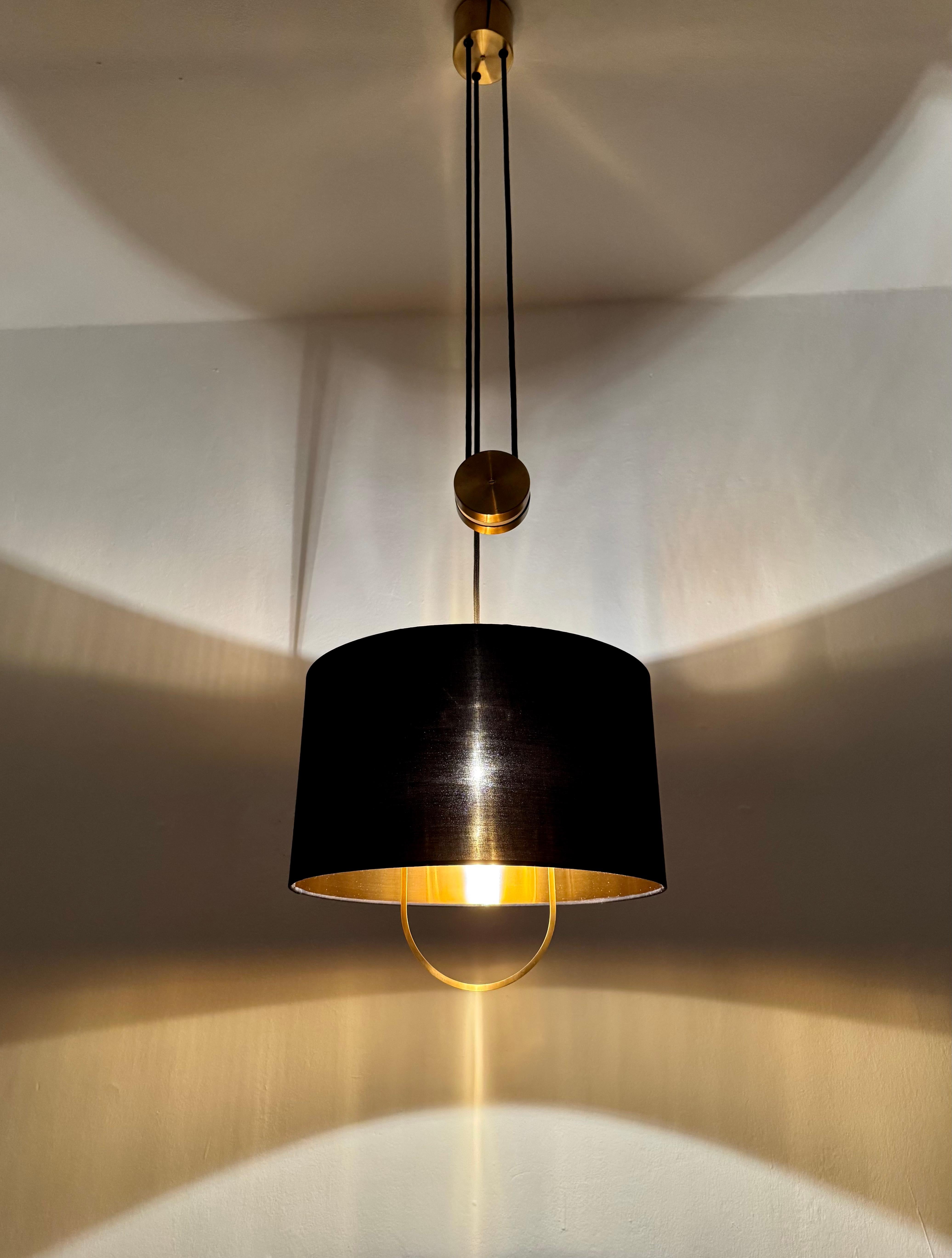 Adjustable Jo-Jo Pendant Lamp by Florian Schulz in vendita 7